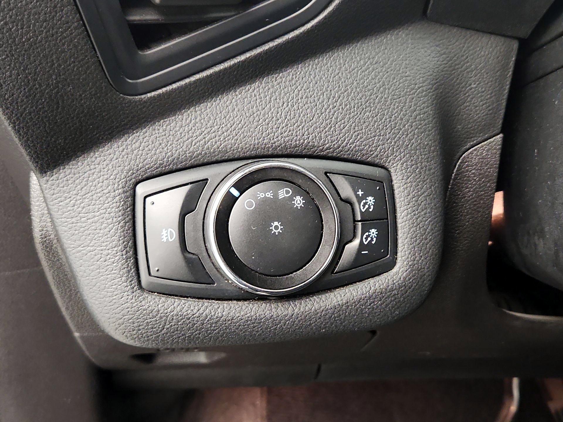 Thumbnail: 2014 Ford Escape - 13