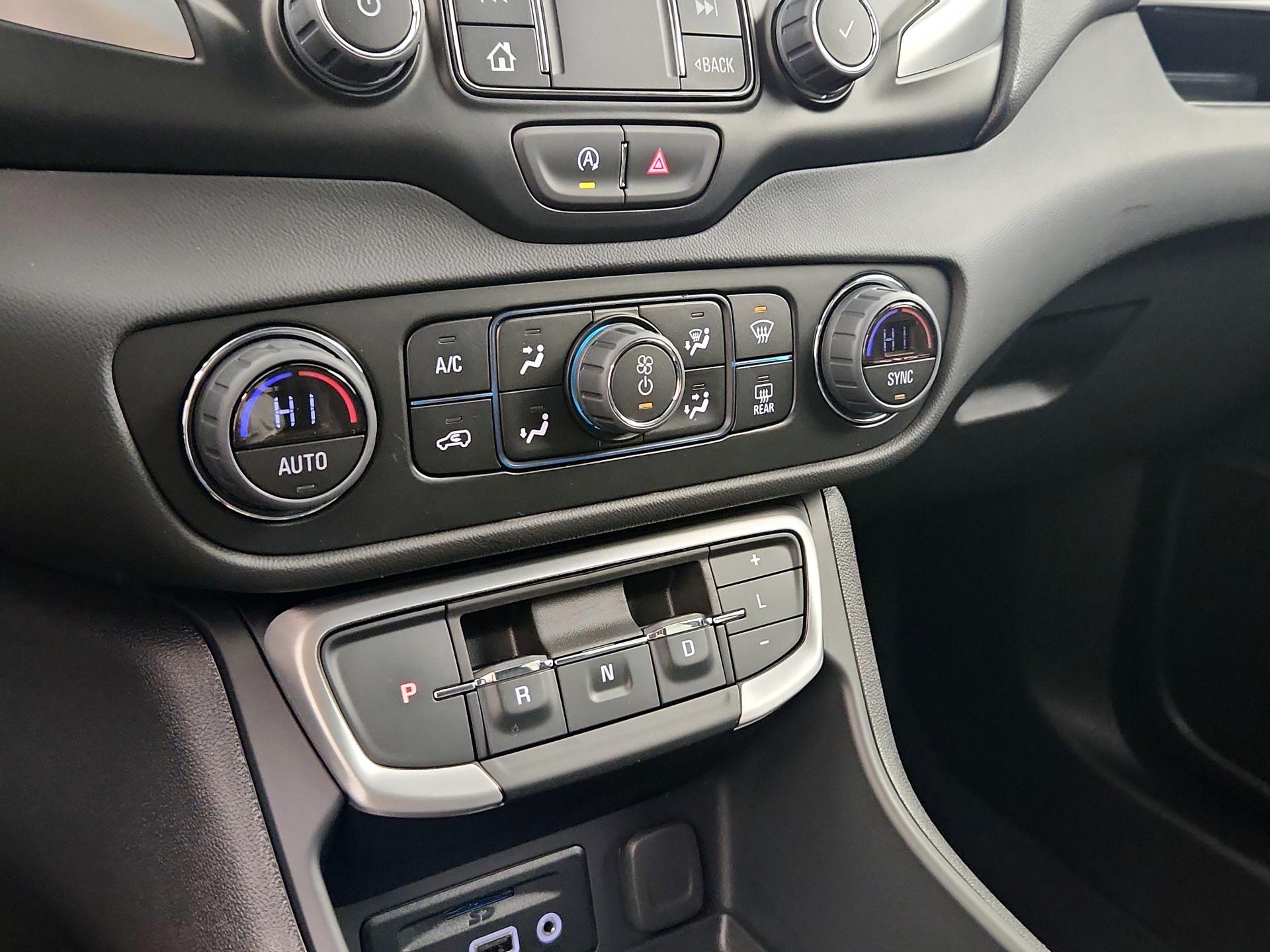 Thumbnail: 2024 GMC Terrain - 16