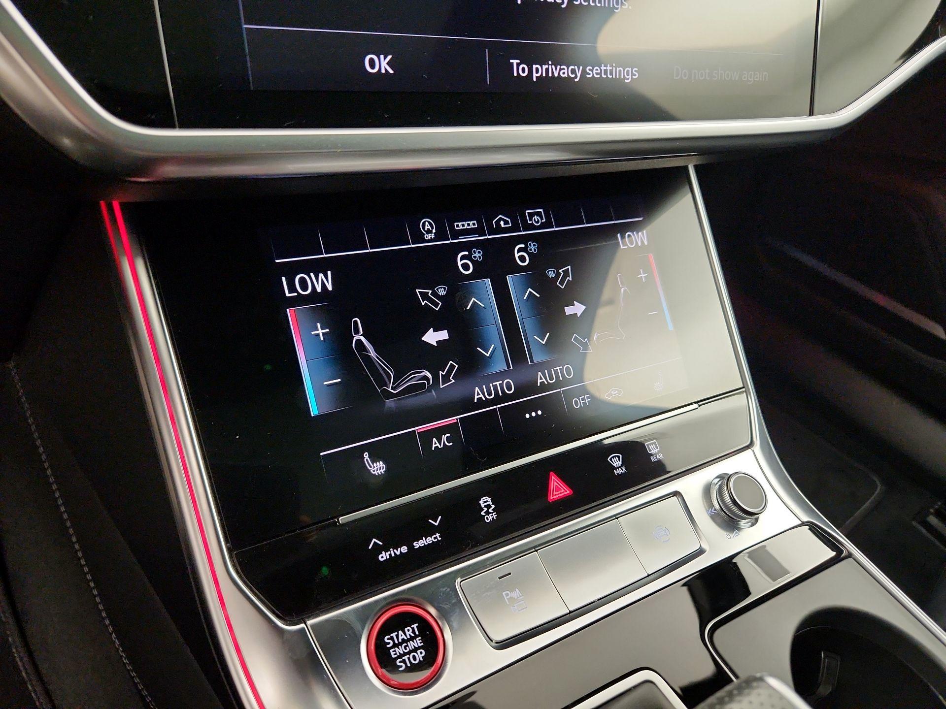 Thumbnail: 2021 Audi S6 - 16