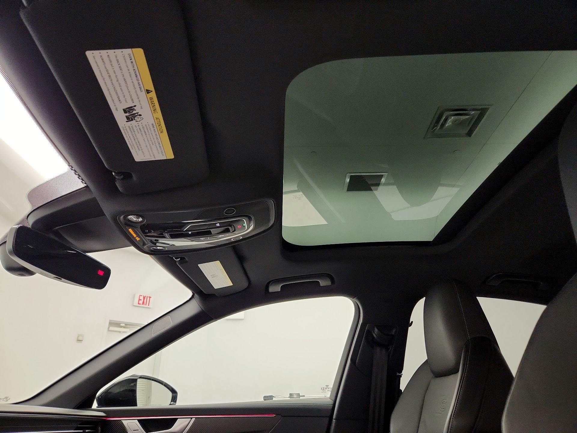 Thumbnail: 2021 Audi S6 - 19