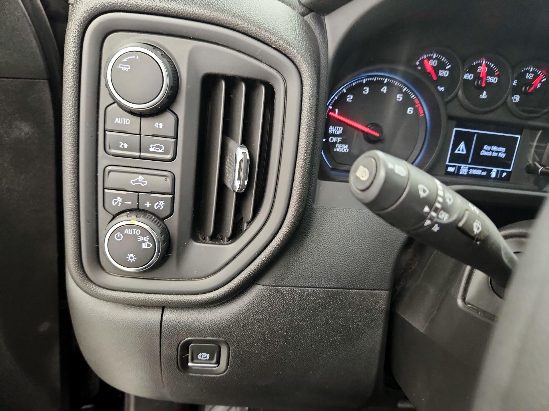 Thumbnail: 2022 Chevrolet Silverado 1500 - 13