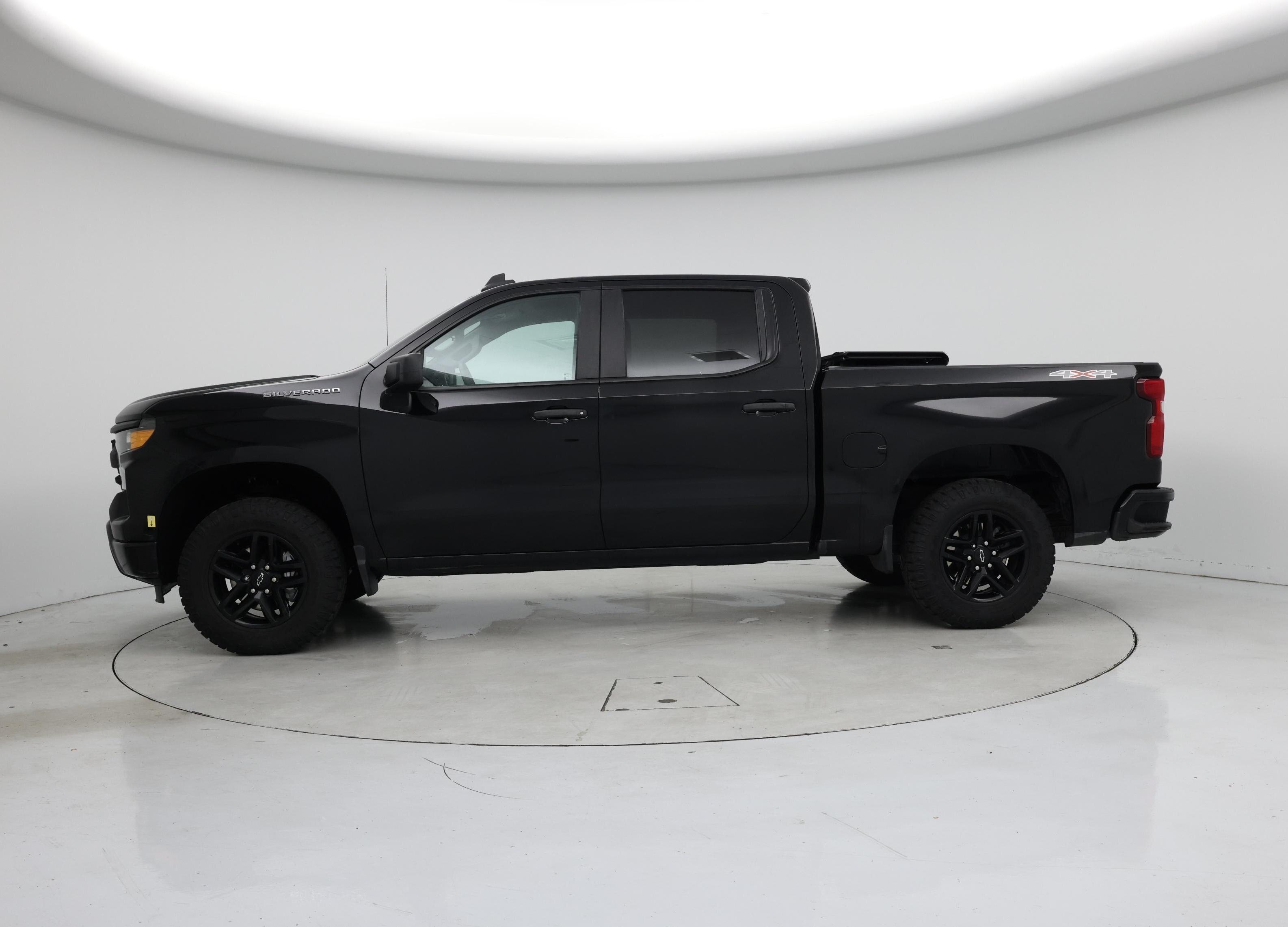 Thumbnail: 2022 Chevrolet Silverado 1500 - 3