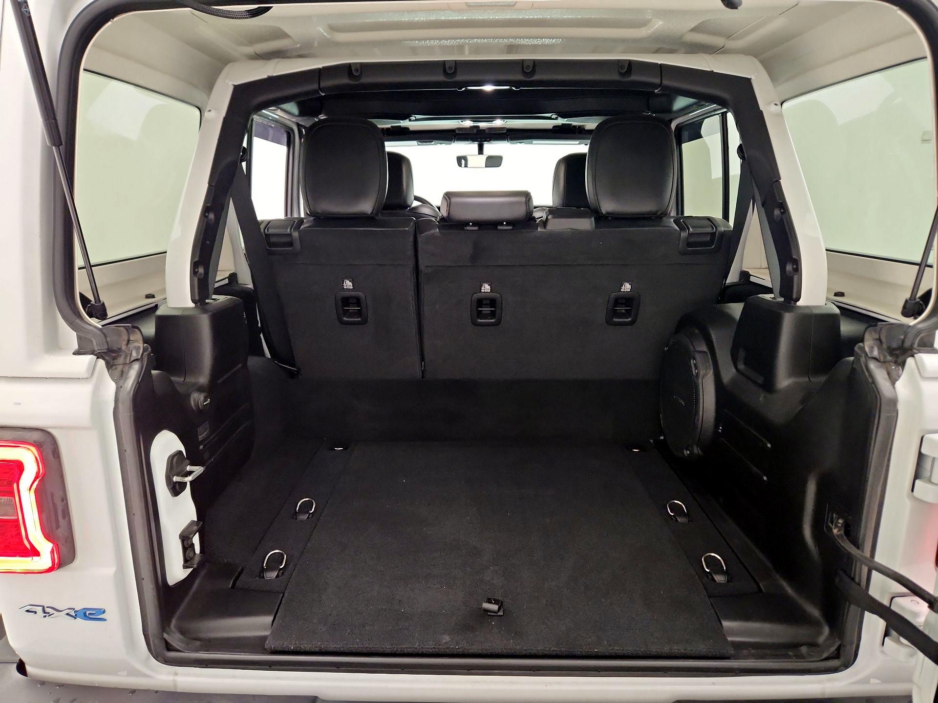 Thumbnail: 2022 Jeep Wrangler - 20