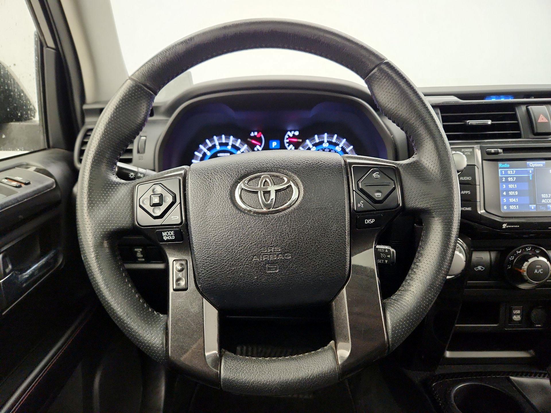 Thumbnail: 2018 Toyota 4Runner - 10