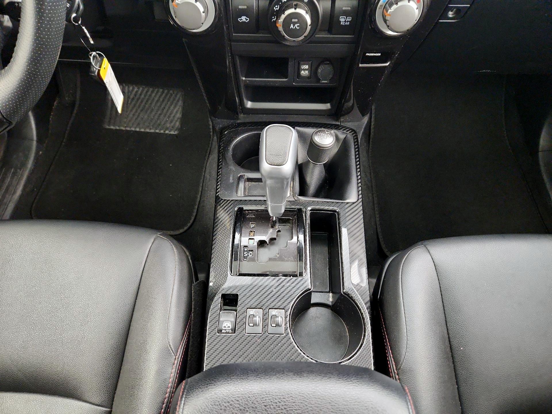 Thumbnail: 2018 Toyota 4Runner - 17