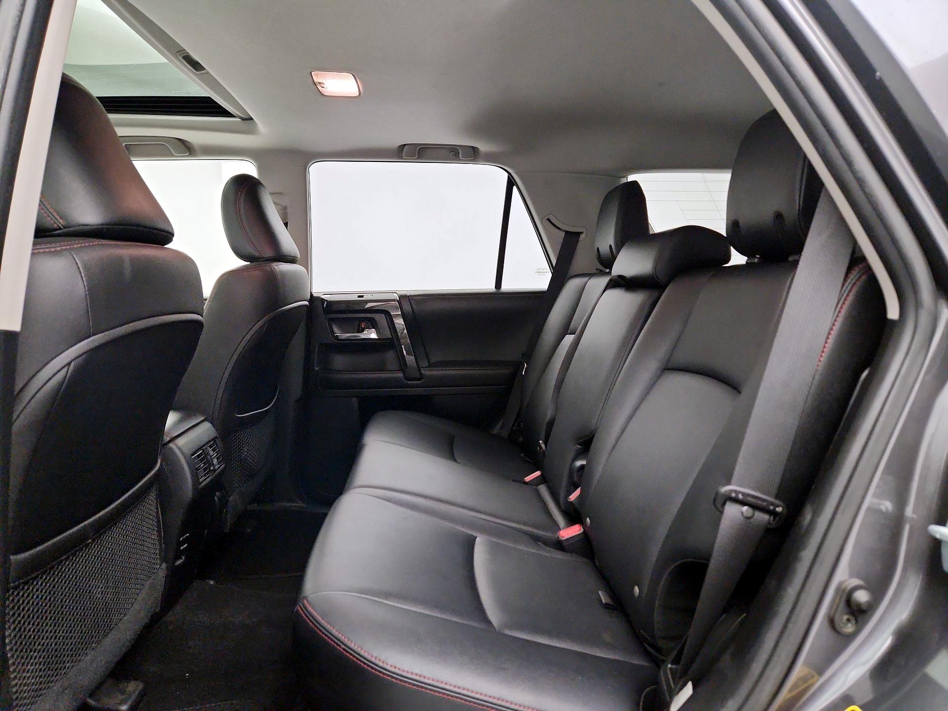 Thumbnail: 2018 Toyota 4Runner - 20