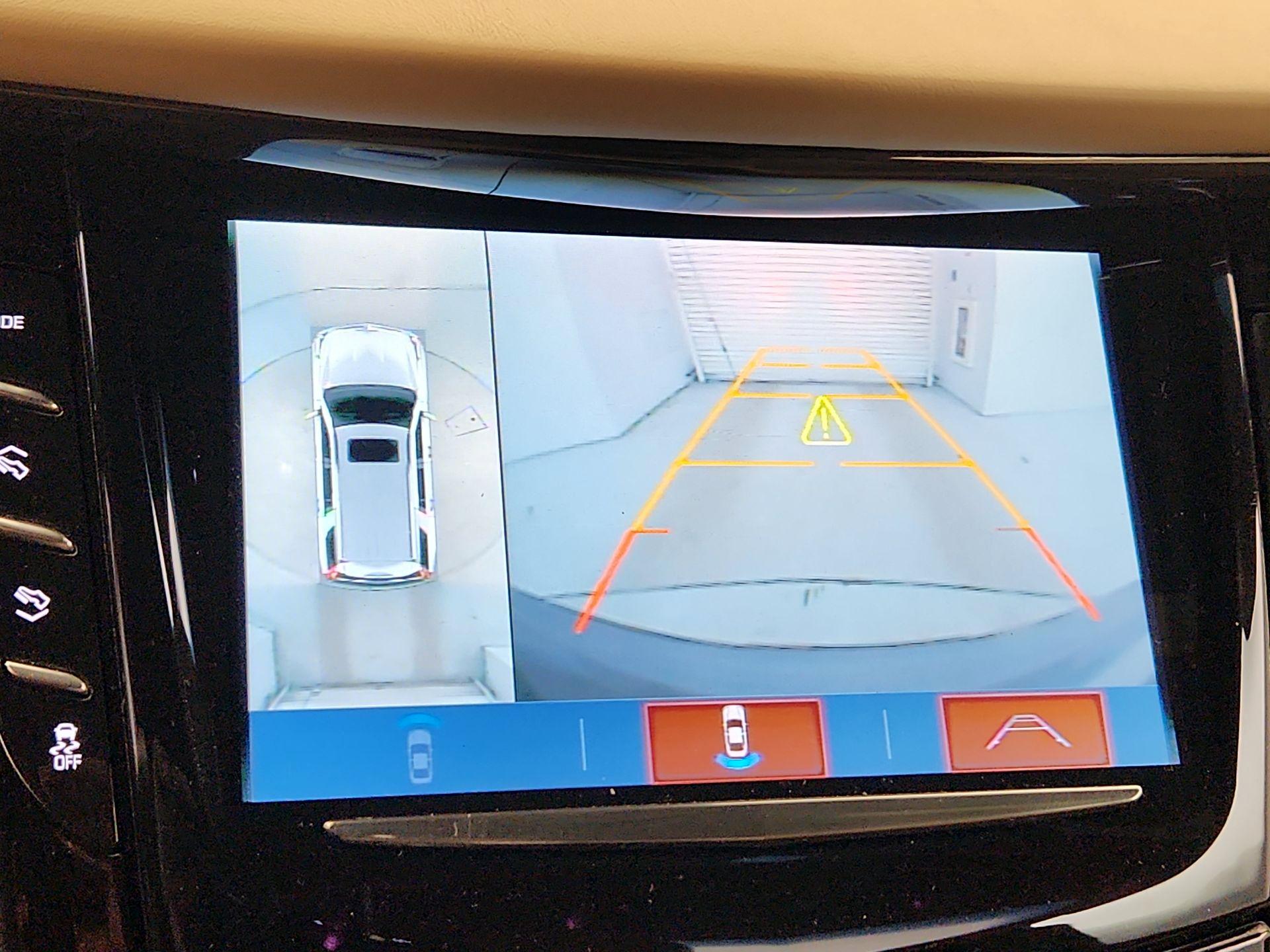 Thumbnail: 2019 Cadillac Escalade - 14