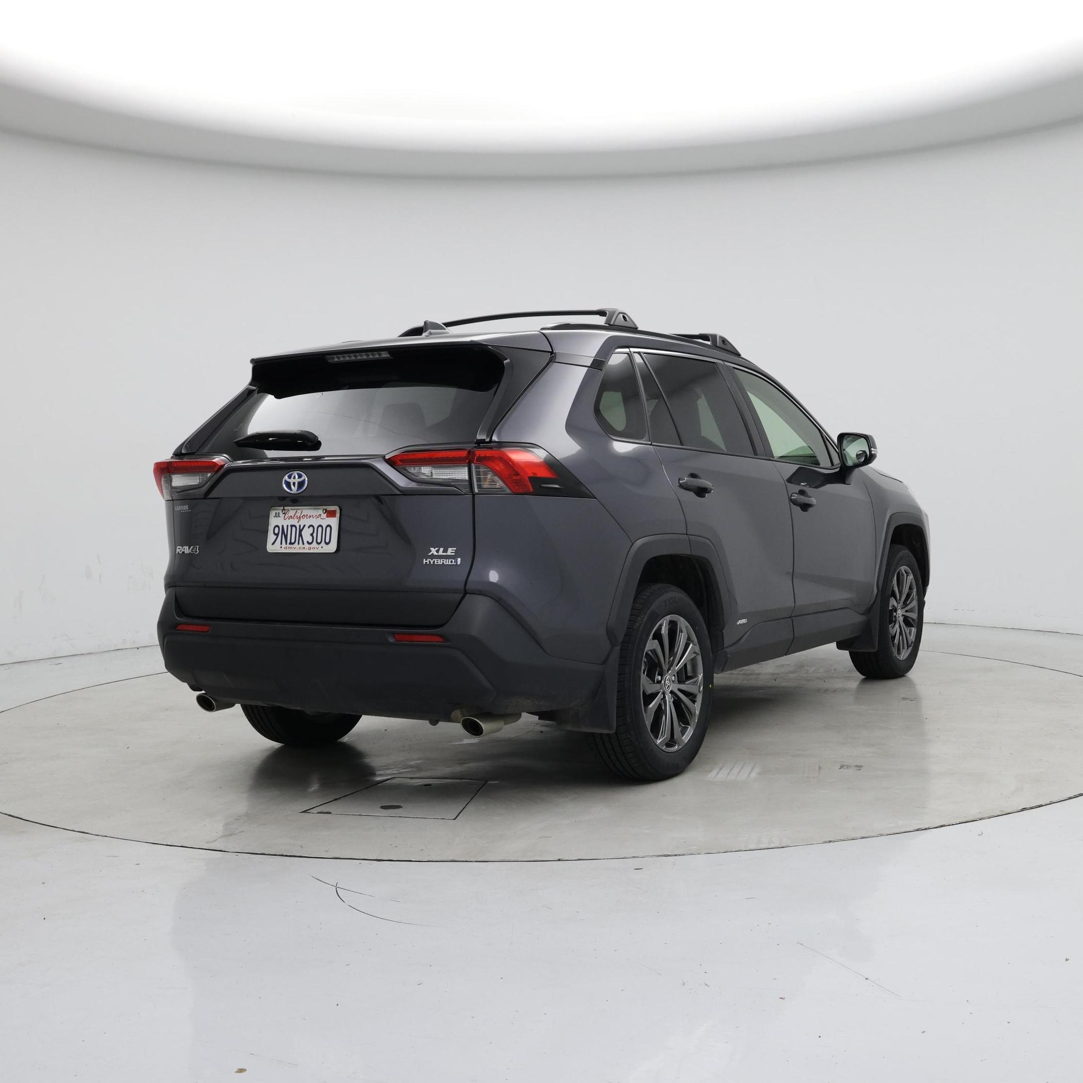 Thumbnail: 2024 Toyota RAV4 - 8