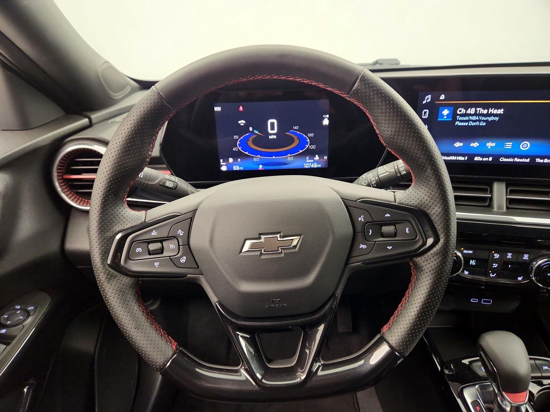 Thumbnail: 2024 Chevrolet Trax - 10