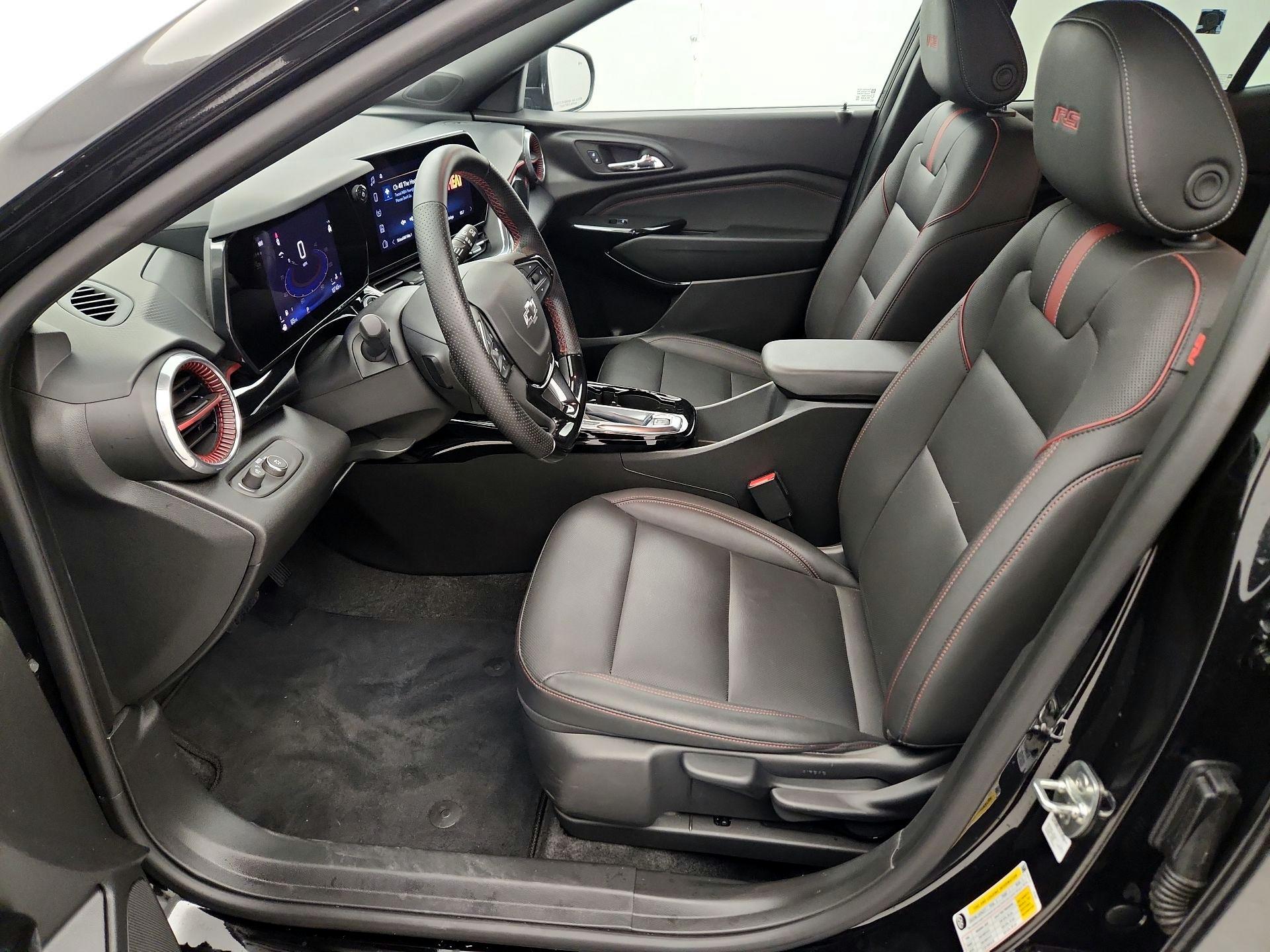 Thumbnail: 2024 Chevrolet Trax - 11