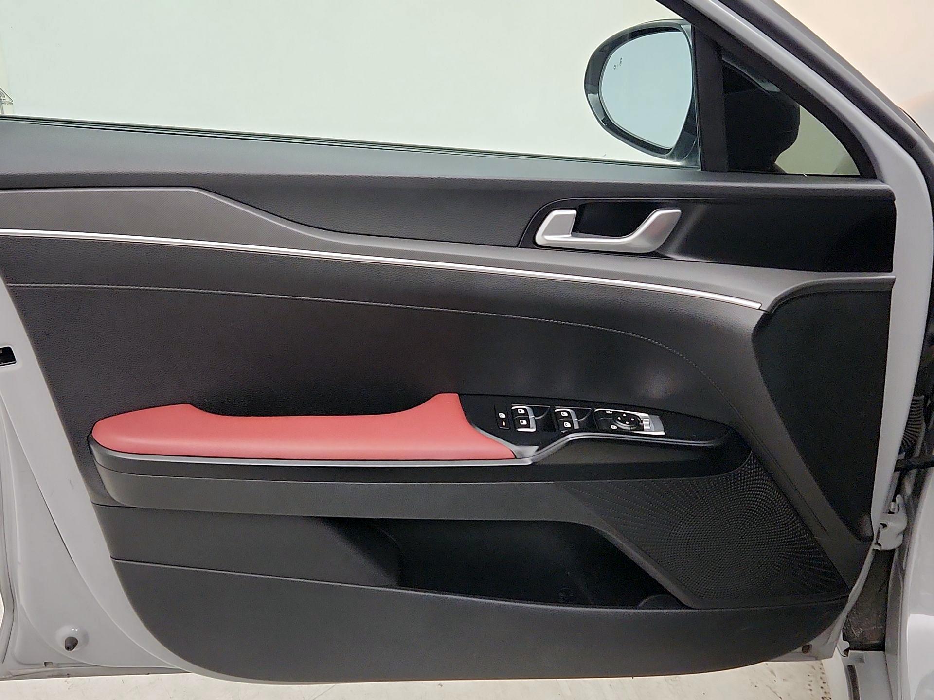 Thumbnail: 2021 Kia K5 - 12