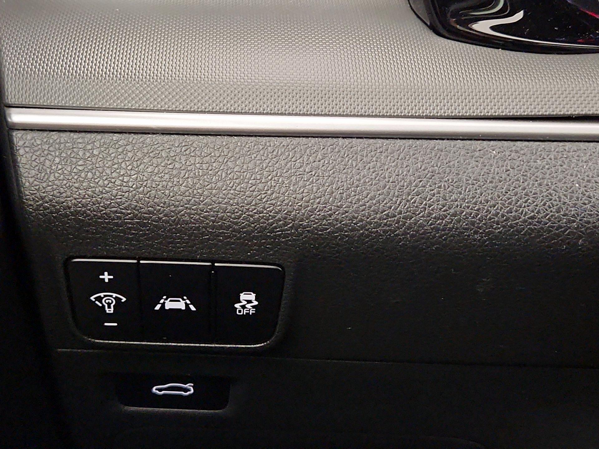 Thumbnail: 2021 Kia K5 - 13