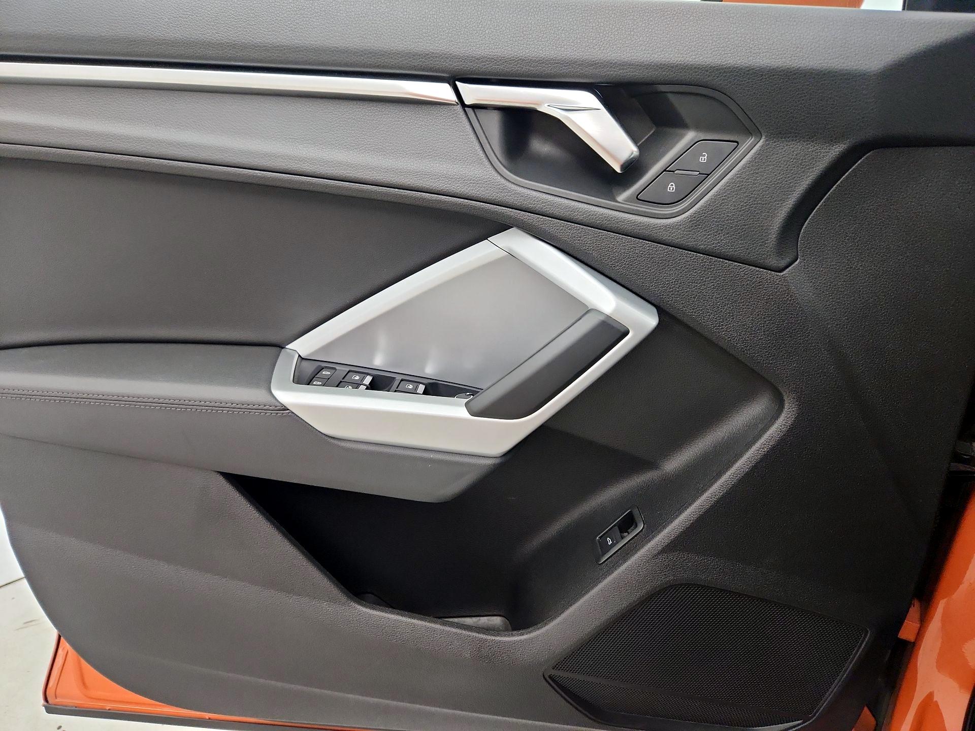 Thumbnail: 2021 Audi Q3 - 12