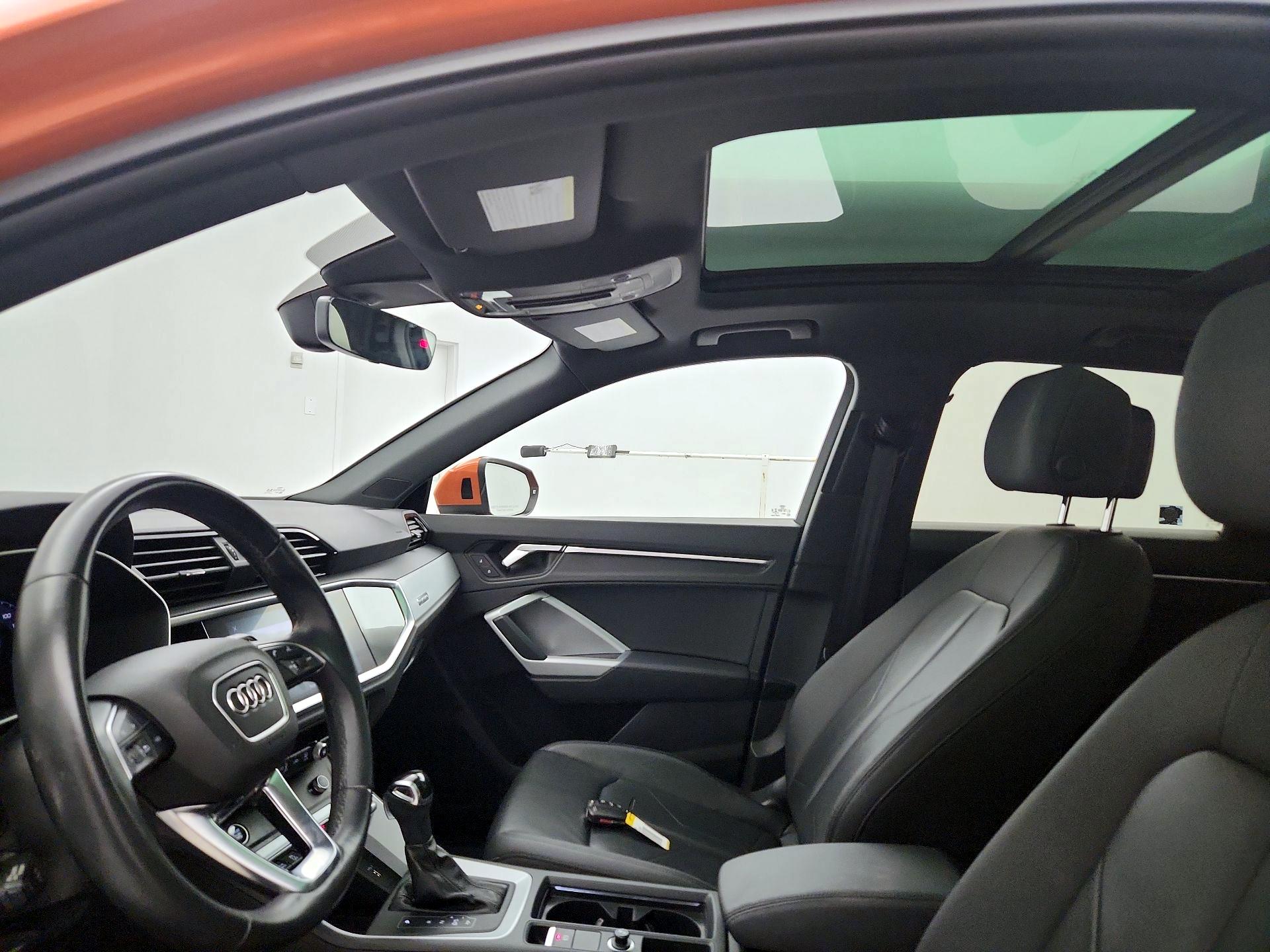 Thumbnail: 2021 Audi Q3 - 18