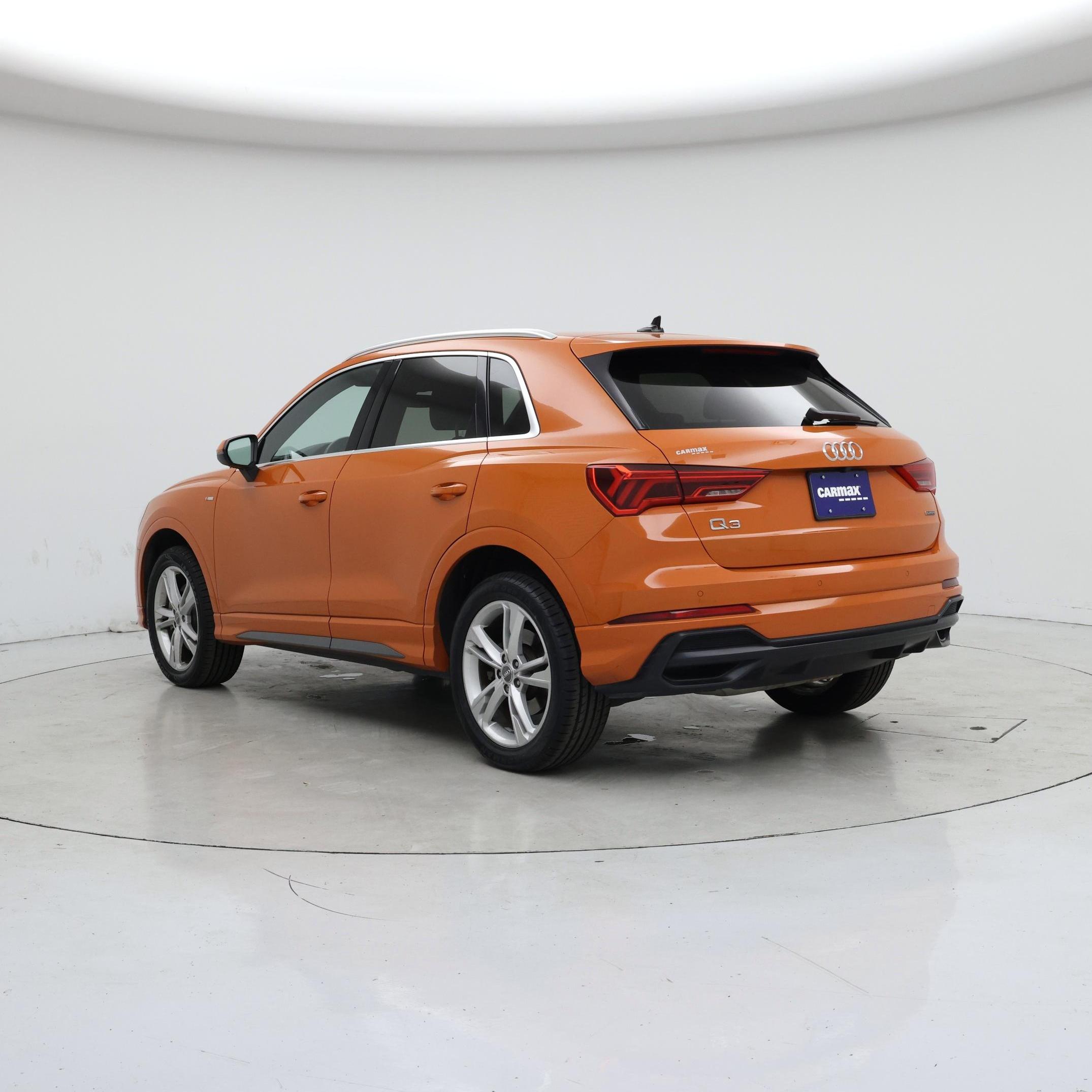 Thumbnail: 2021 Audi Q3 - 2