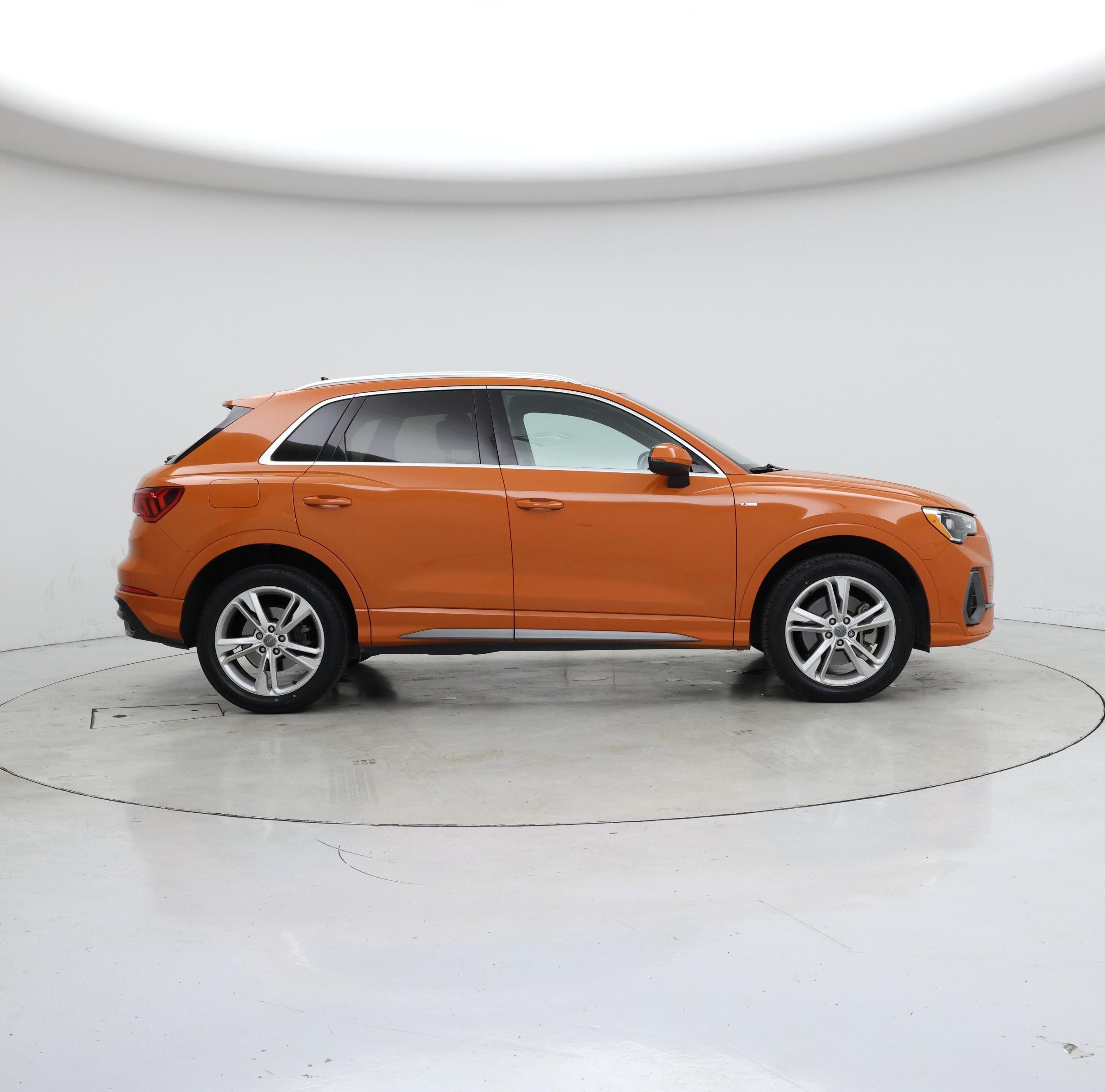 Thumbnail: 2021 Audi Q3 - 7