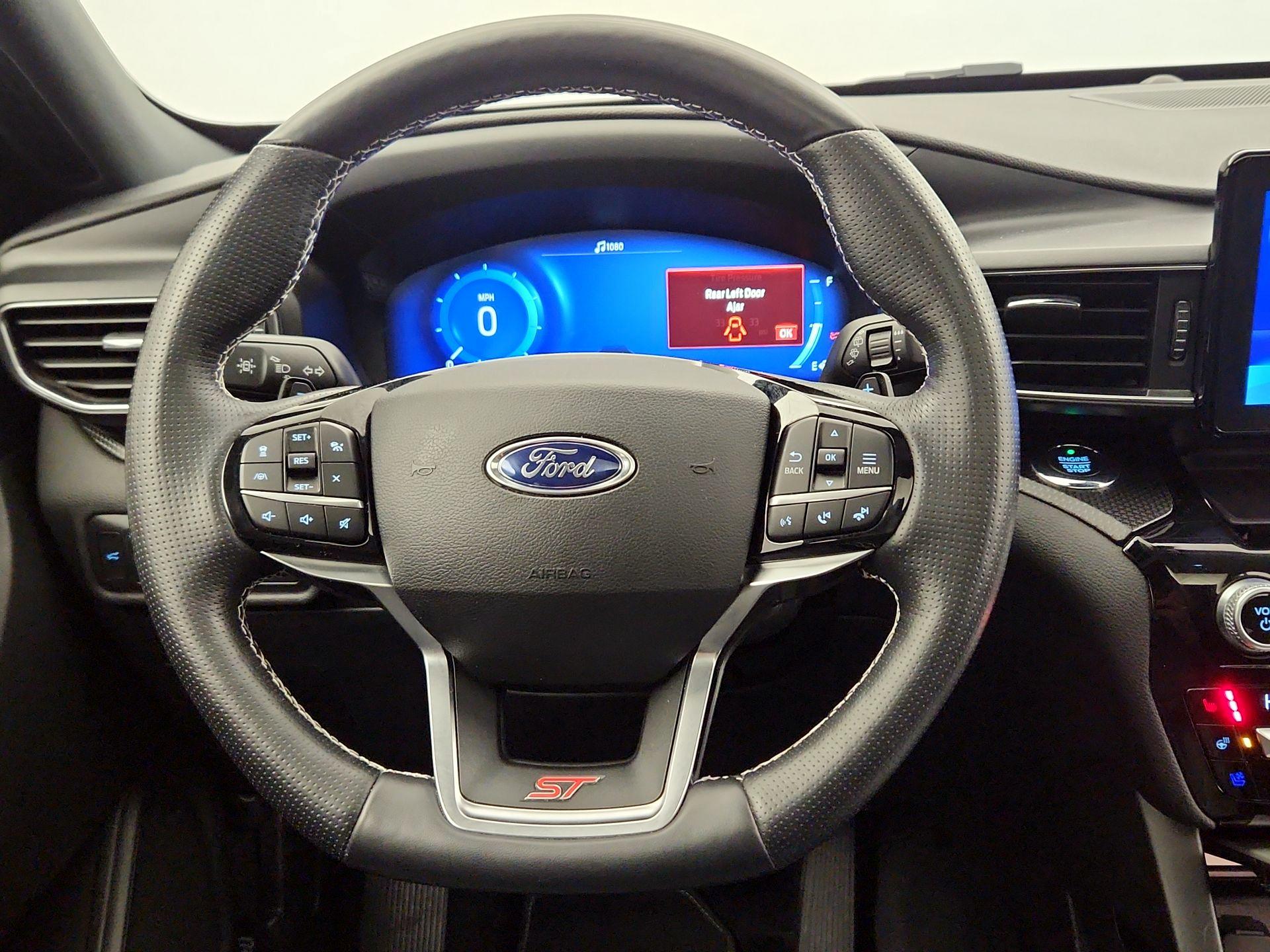 Thumbnail: 2021 Ford Explorer - 10