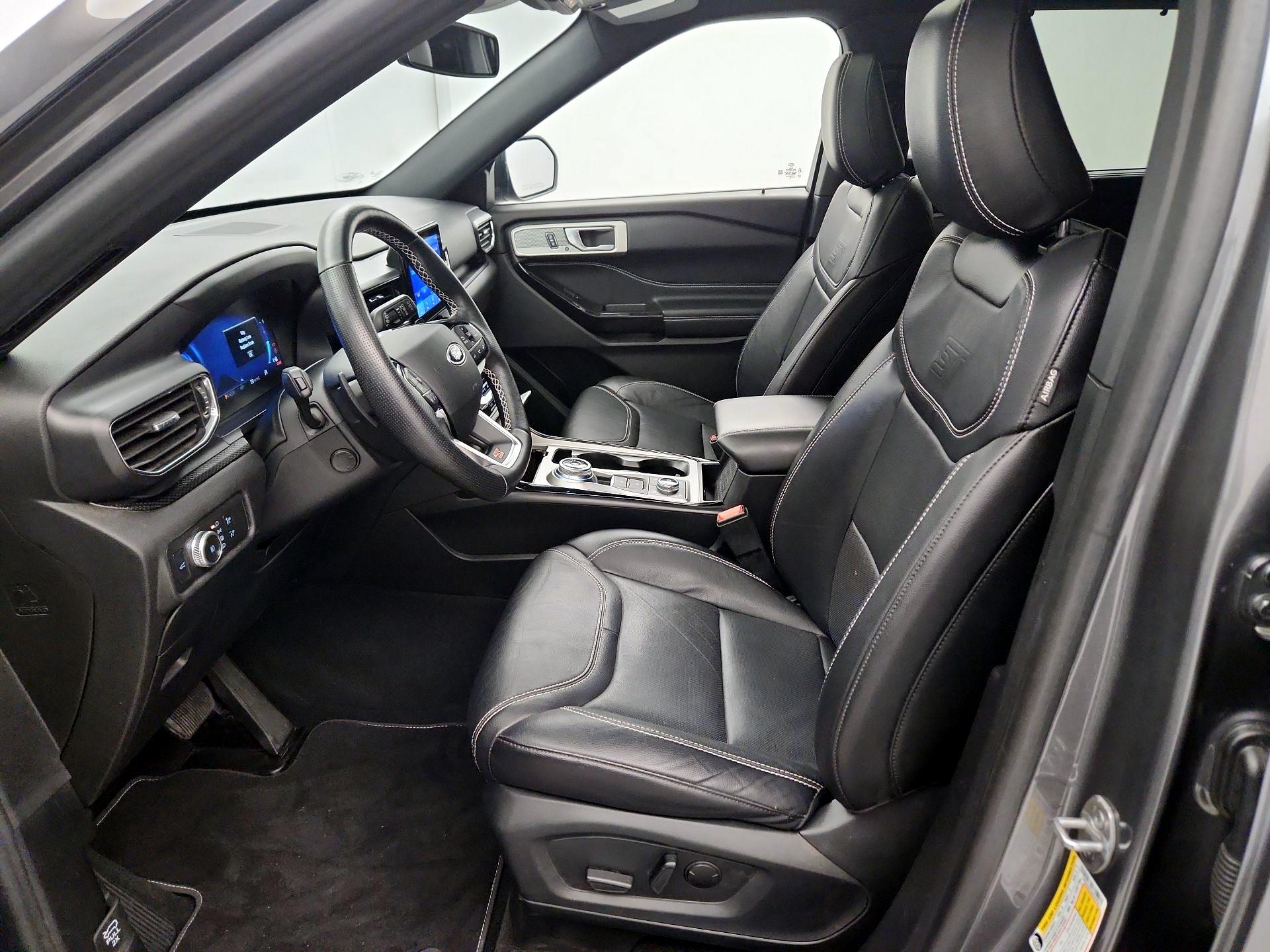 Thumbnail: 2021 Ford Explorer - 11