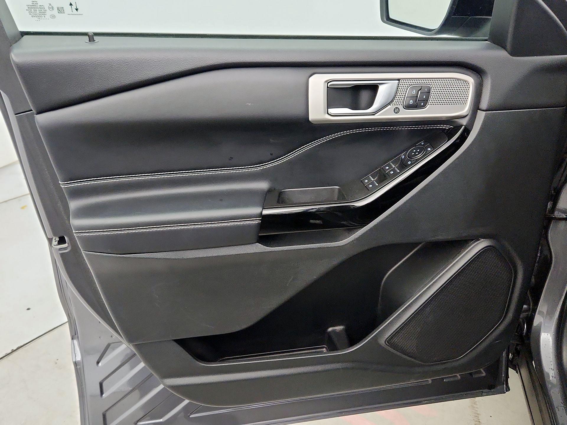 Thumbnail: 2021 Ford Explorer - 12