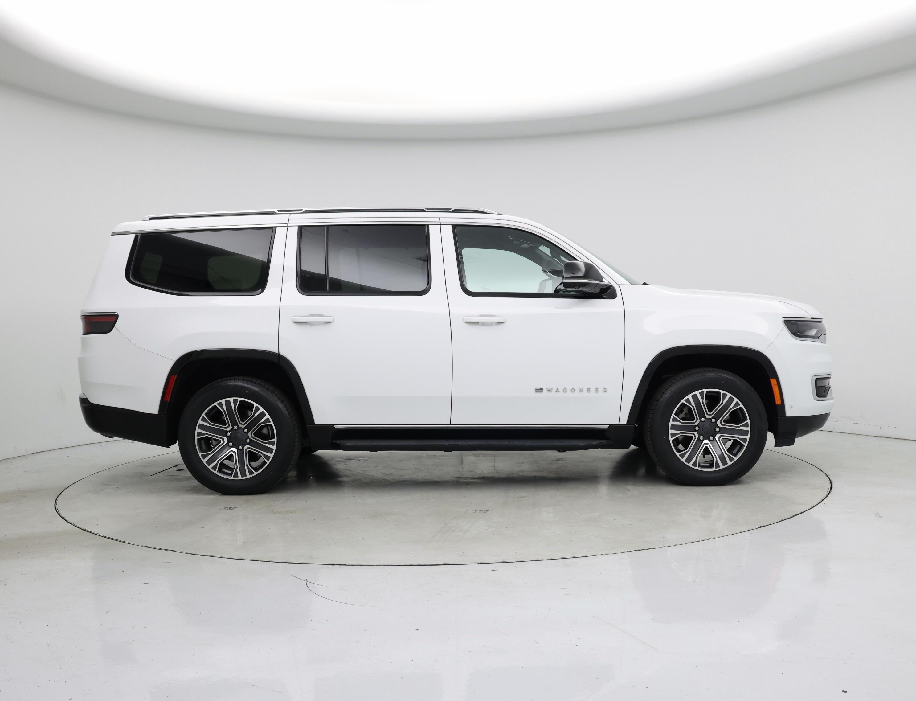 Thumbnail: 2023 Jeep Wagoneer - 7