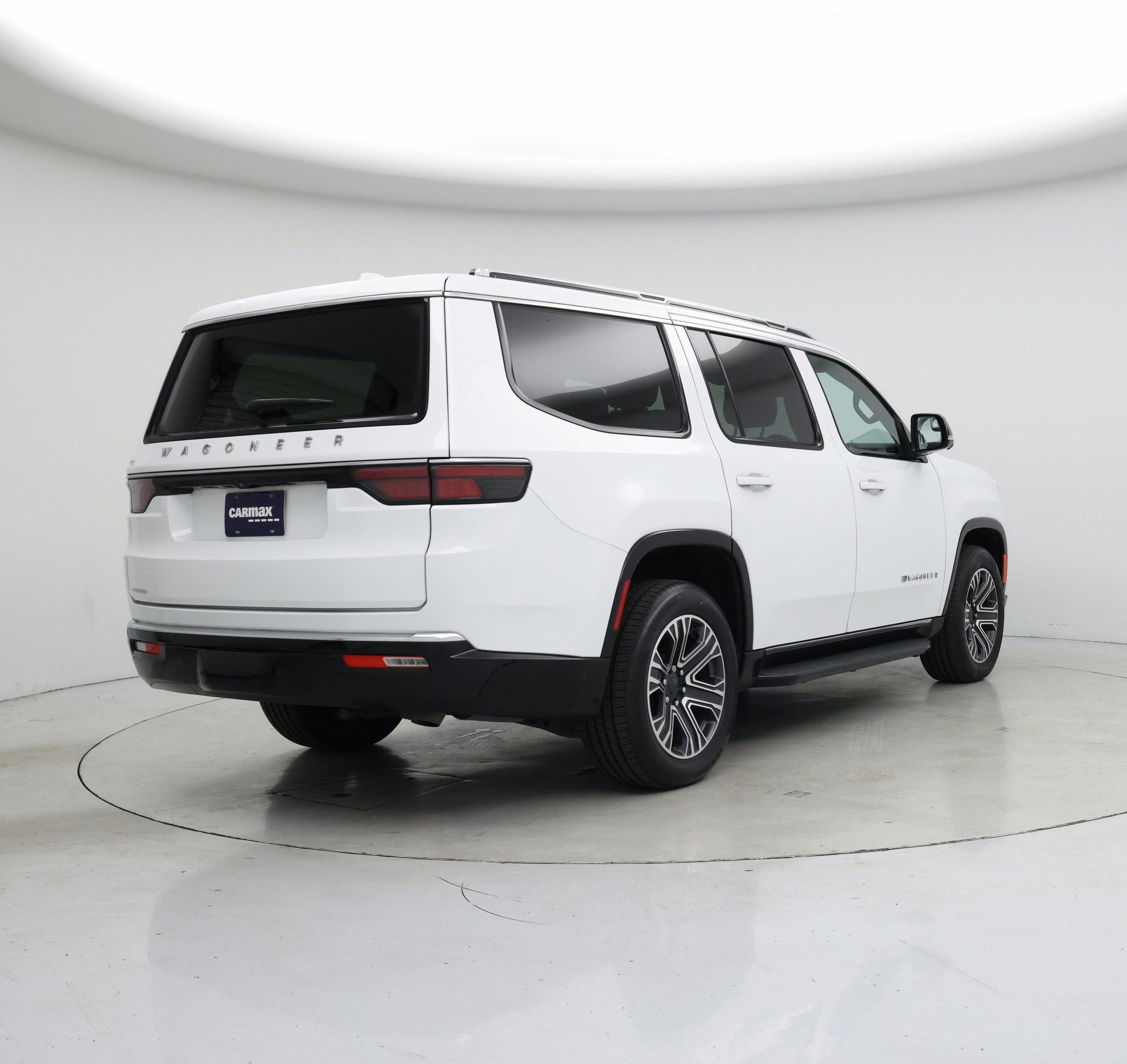 Thumbnail: 2023 Jeep Wagoneer - 8