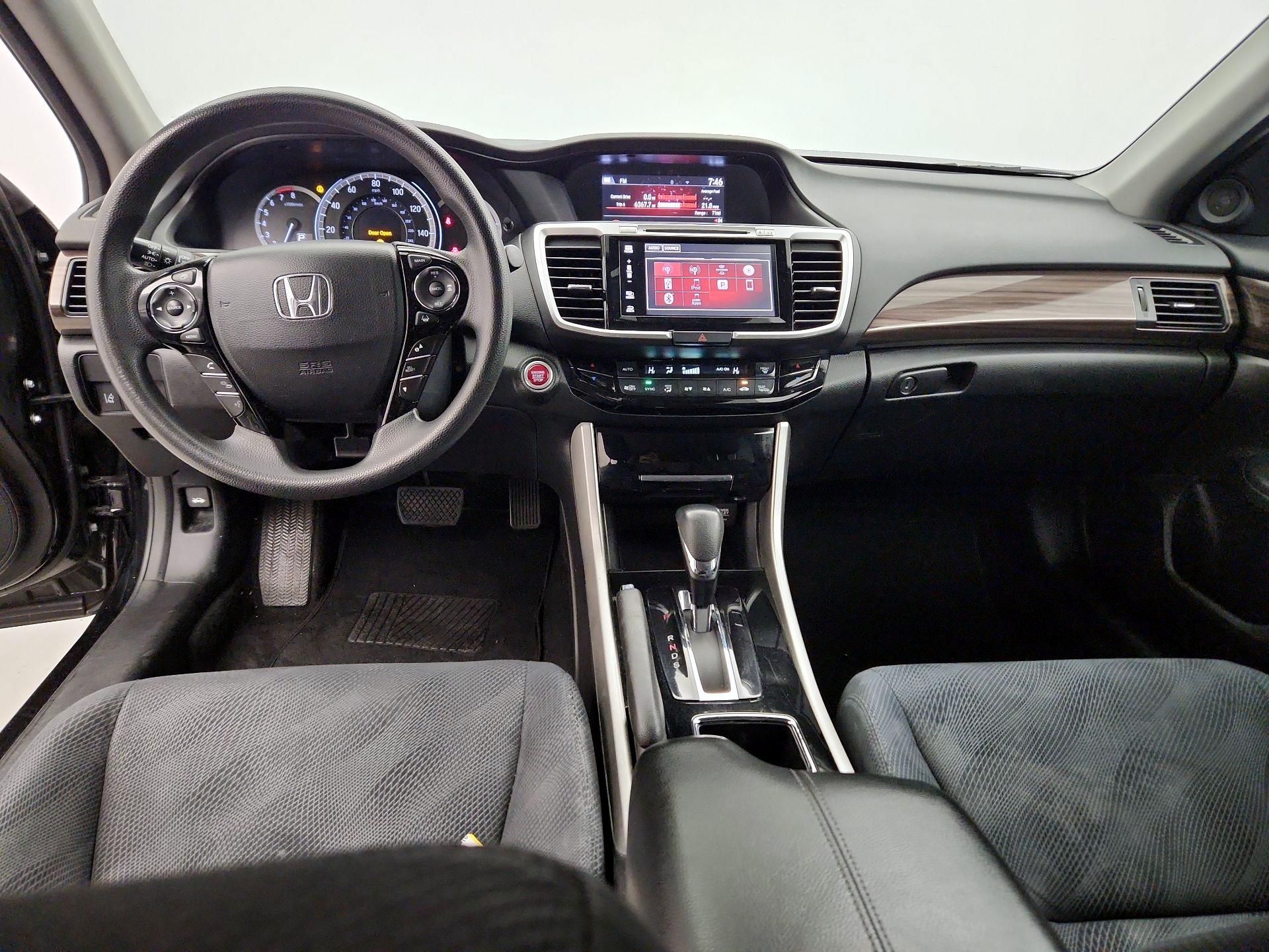 Thumbnail: 2017 Honda Accord - 9