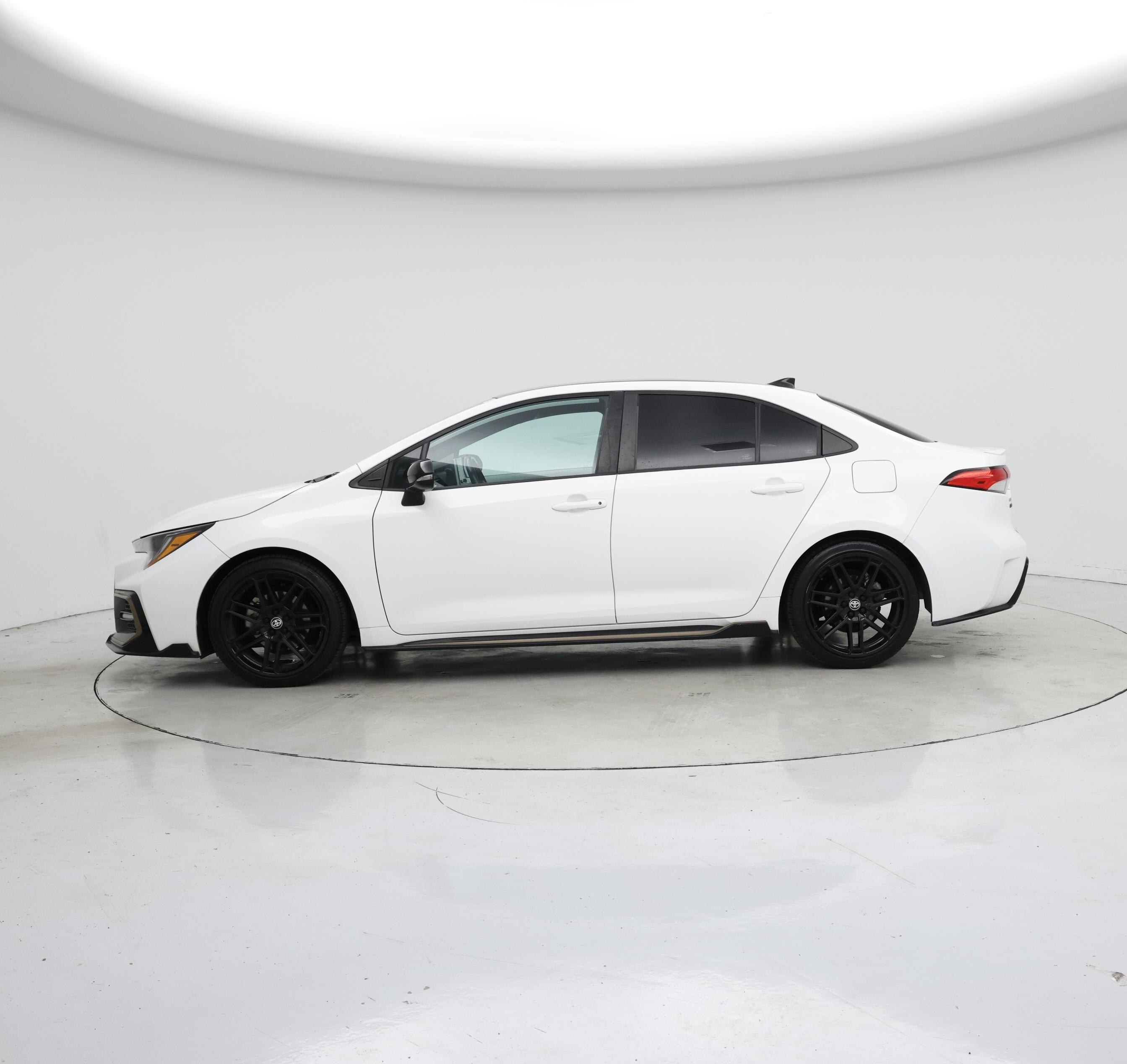 Thumbnail: 2021 Toyota Corolla - 3