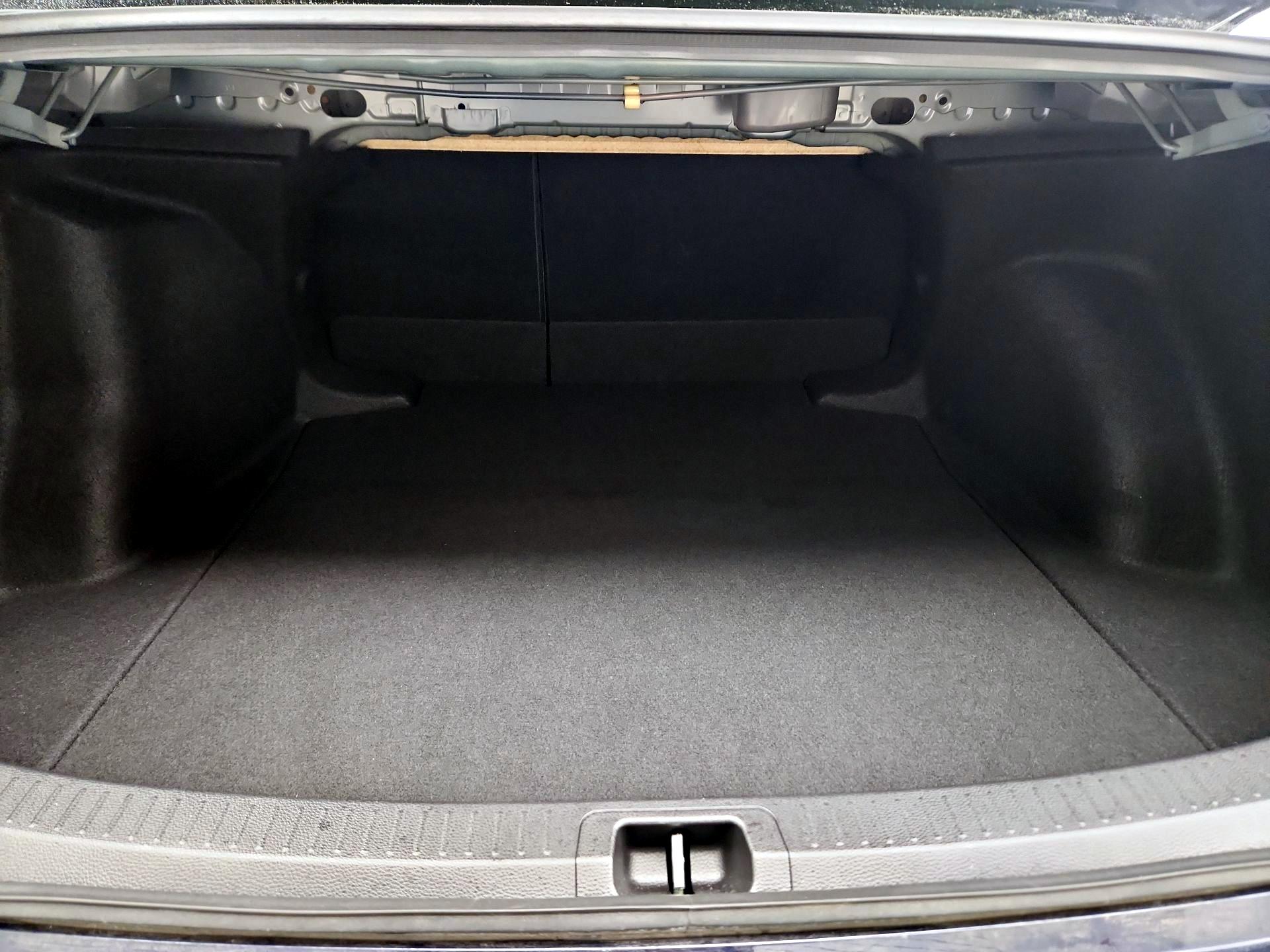 Thumbnail: 2022 Toyota Corolla - 20