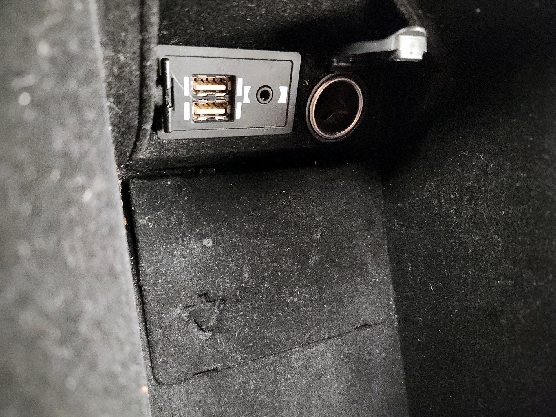 Thumbnail: 2019 Lexus RC - 19