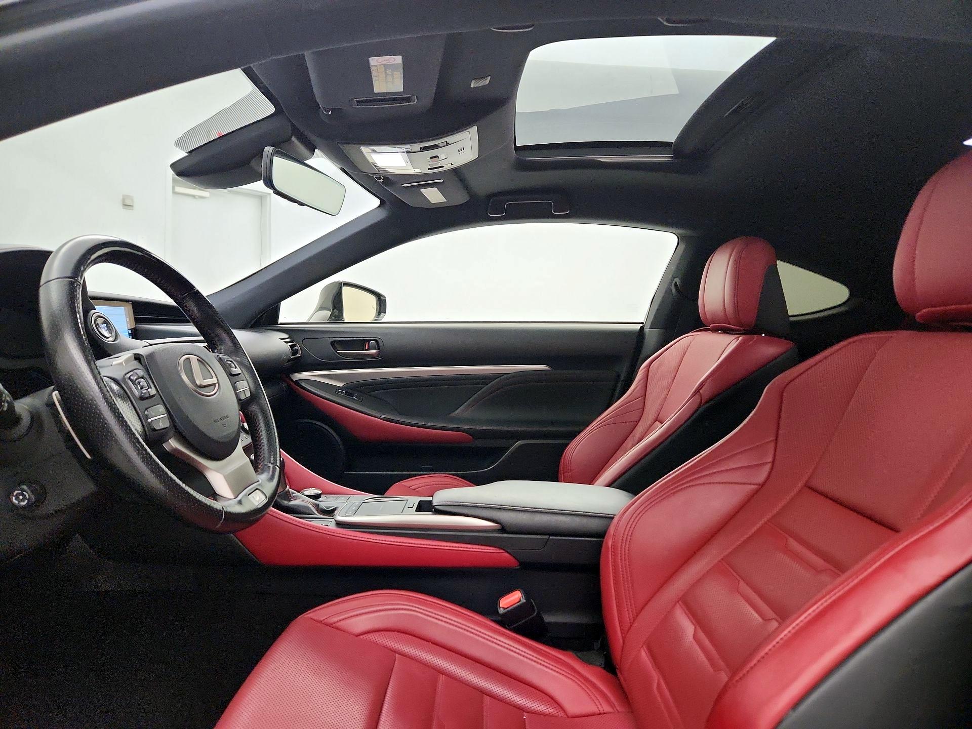 Thumbnail: 2019 Lexus RC - 20