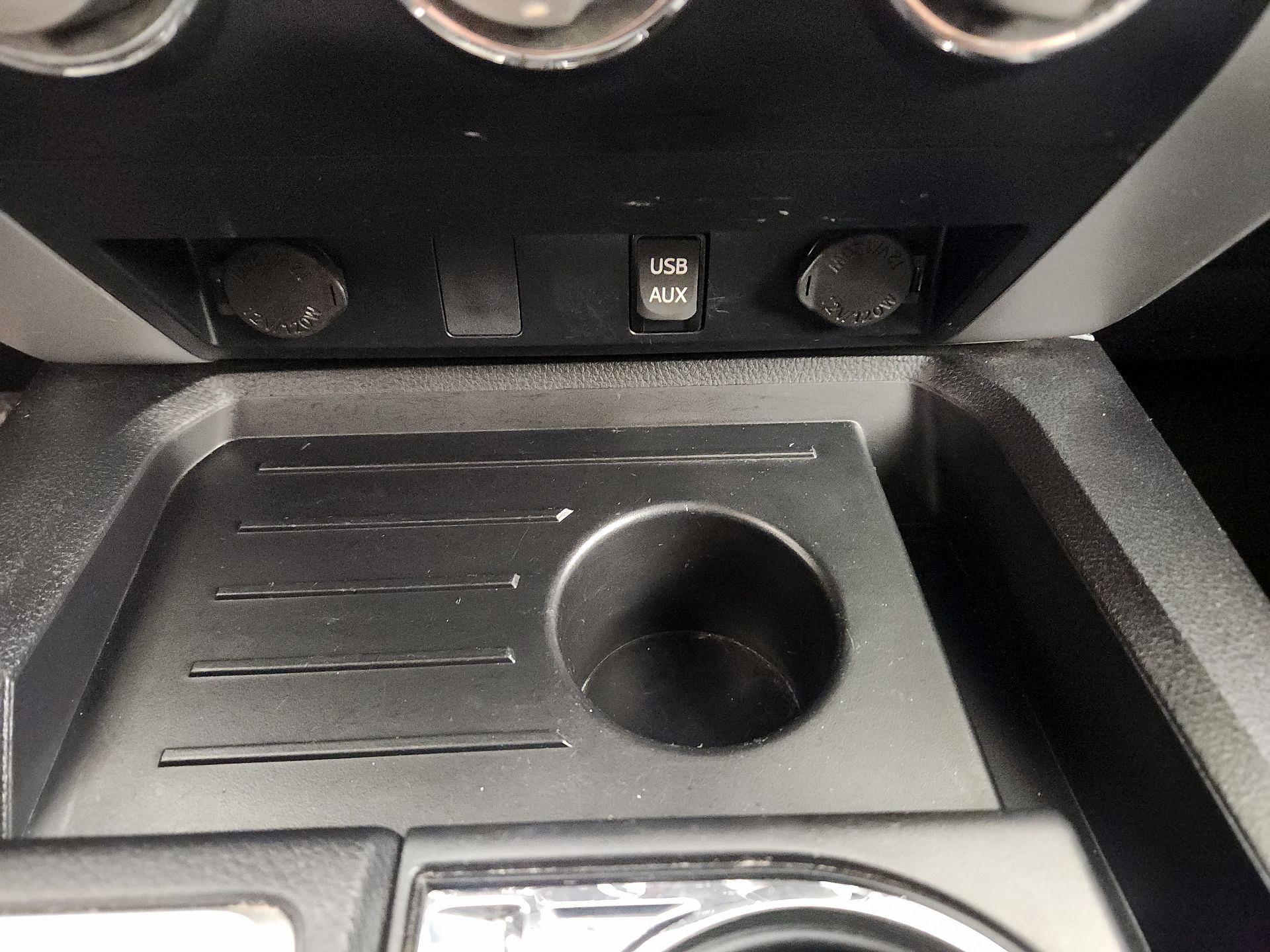 Thumbnail: 2019 Toyota Tundra - 19