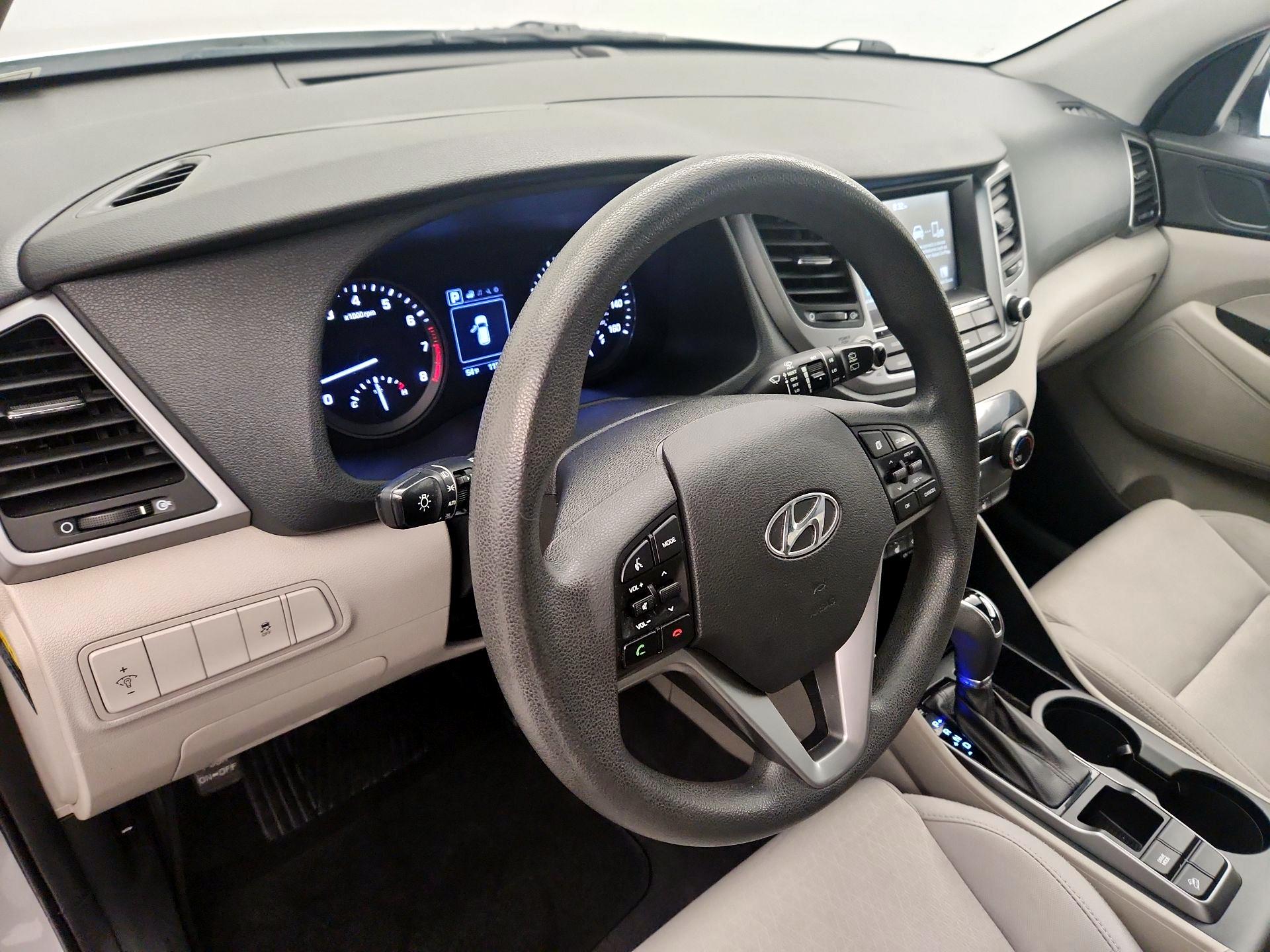 Thumbnail: 2018 Hyundai Tucson - 9