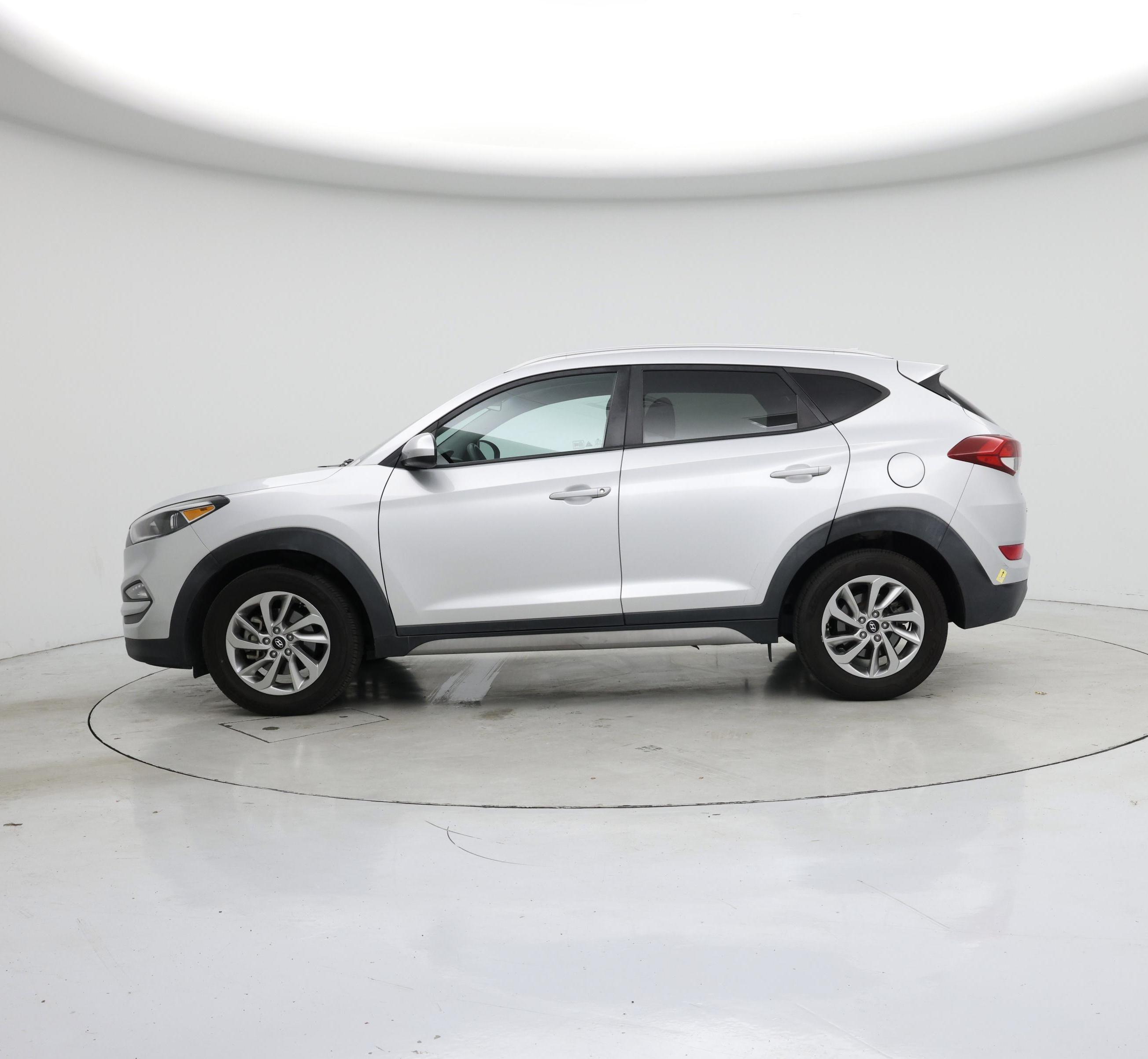 Thumbnail: 2018 Hyundai Tucson - 3