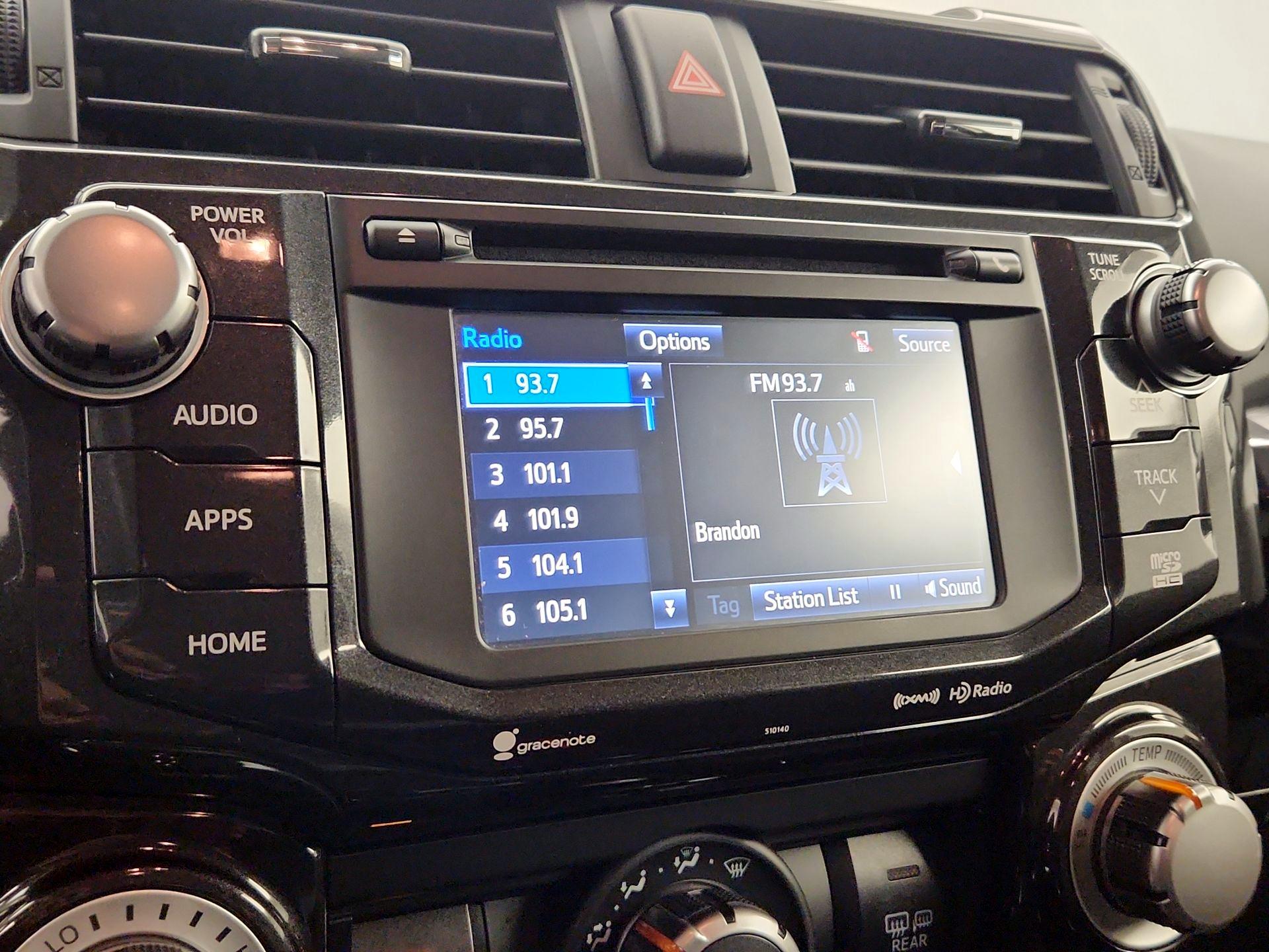 Thumbnail: 2018 Toyota 4Runner - 16