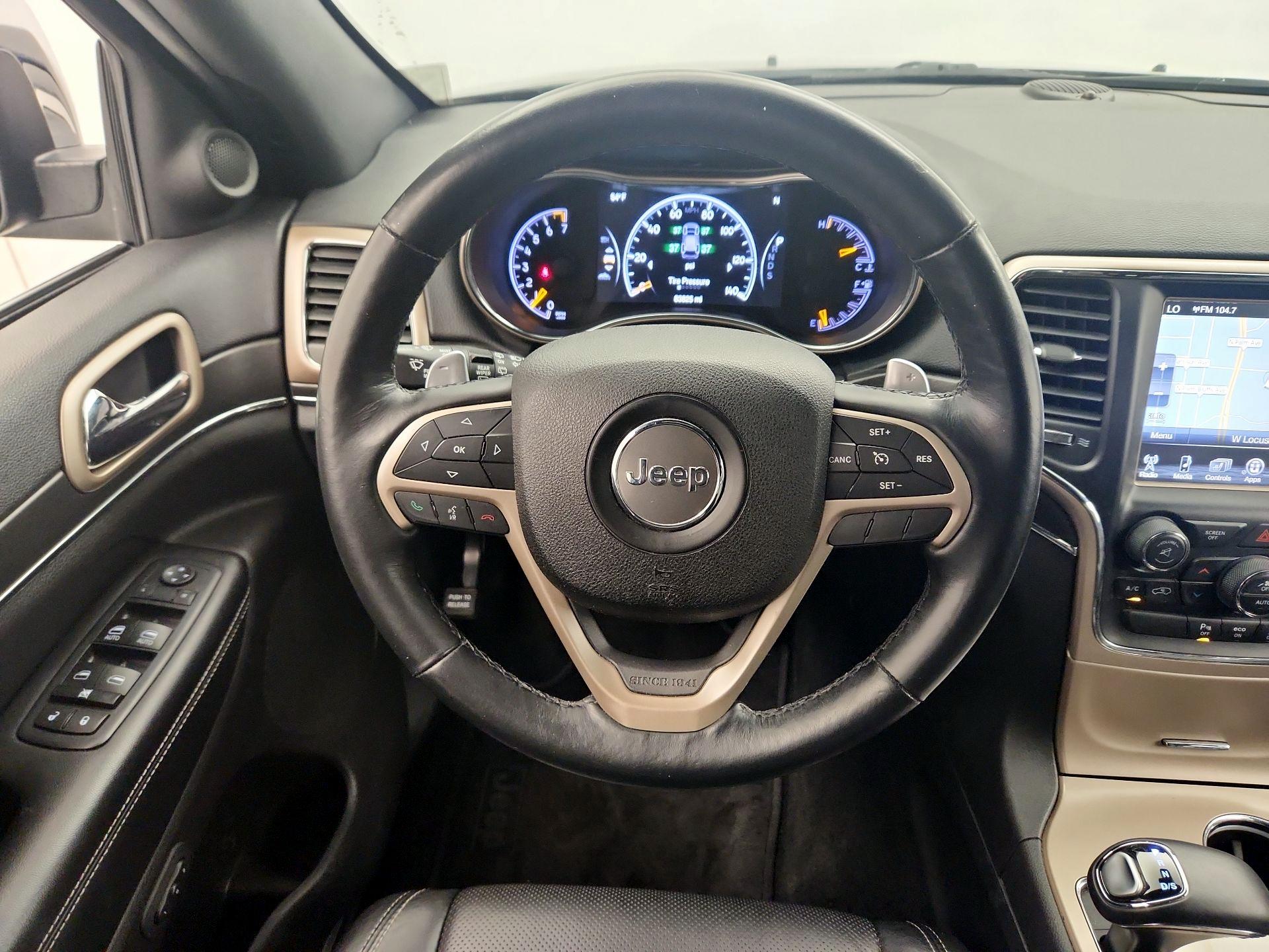 Thumbnail: 2015 Jeep Grand Cherokee - 10