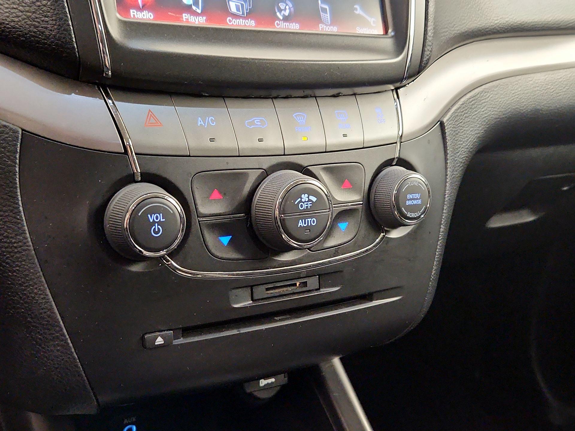 Thumbnail: 2020 Dodge Journey - 16