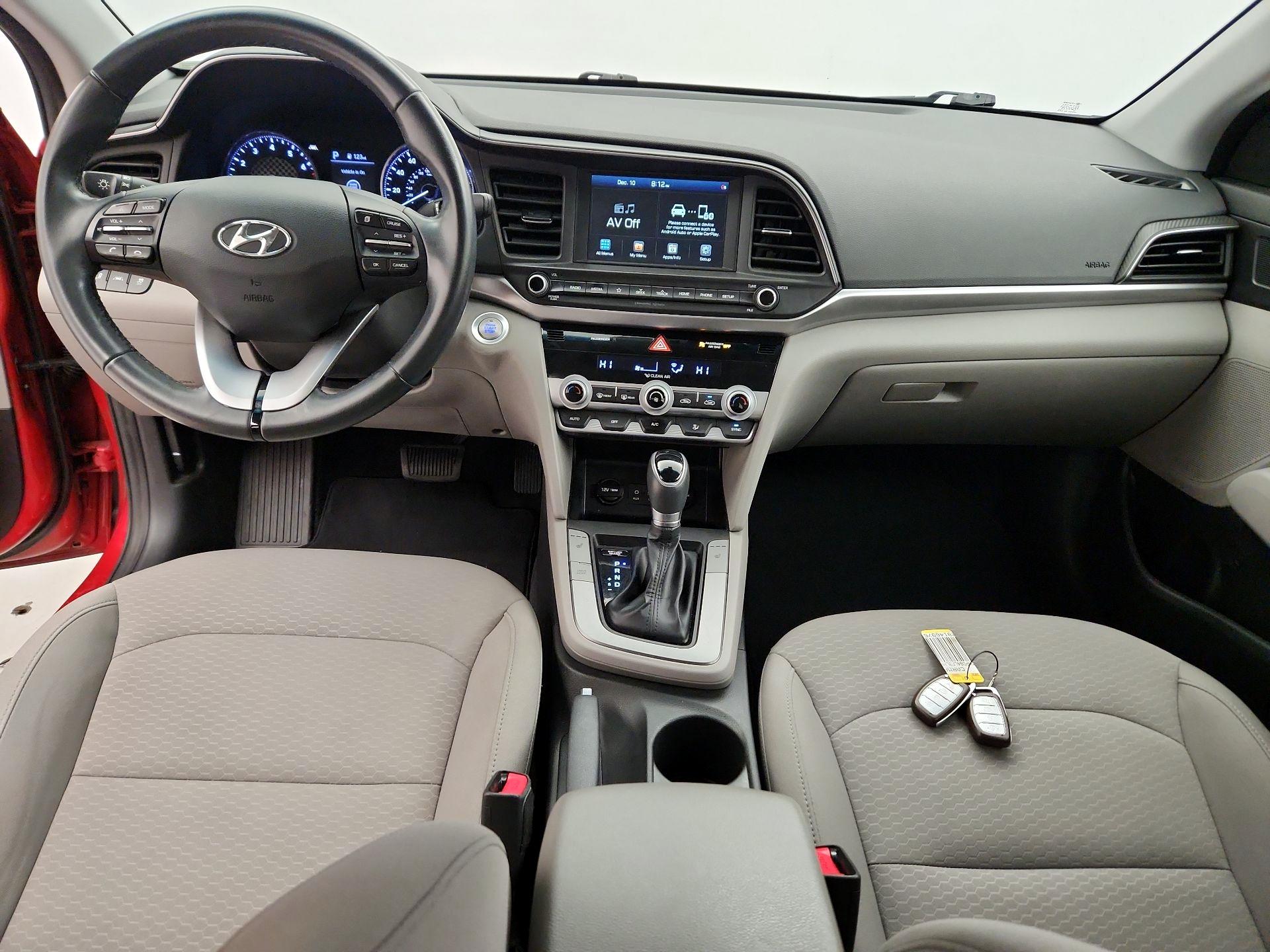 Thumbnail: 2020 Hyundai Elantra - 9