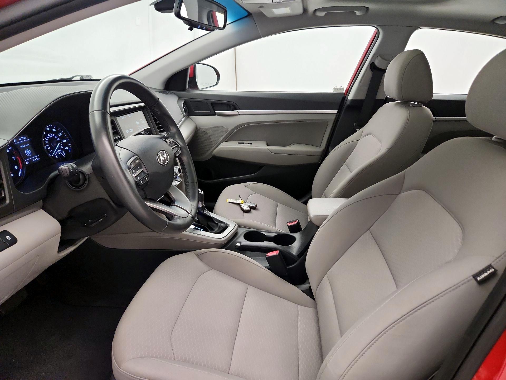 Thumbnail: 2020 Hyundai Elantra - 11