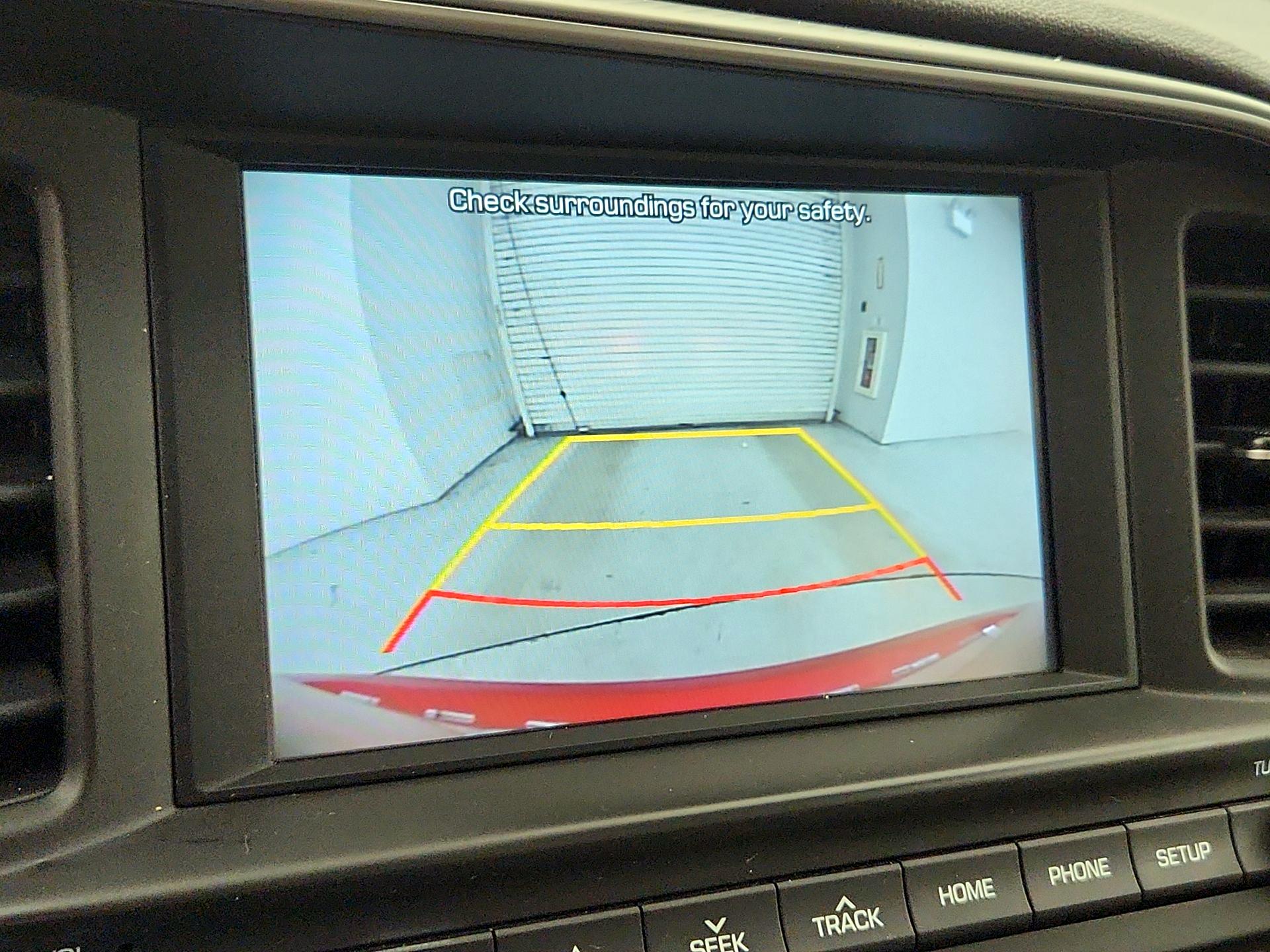 Thumbnail: 2020 Hyundai Elantra - 14