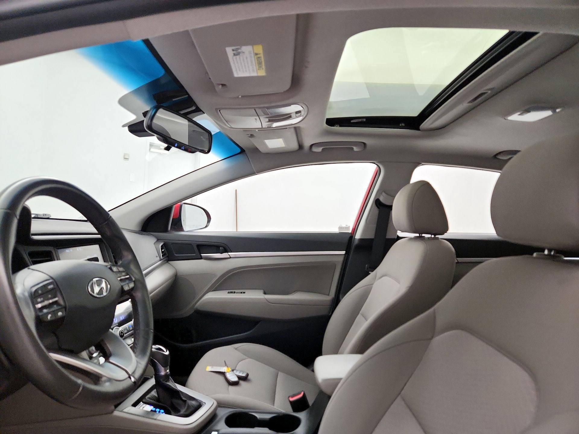 Thumbnail: 2020 Hyundai Elantra - 19