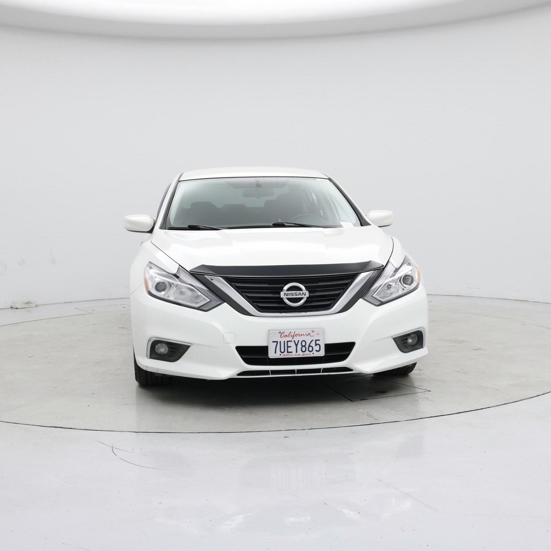 Thumbnail: 2016 Nissan Altima - 5