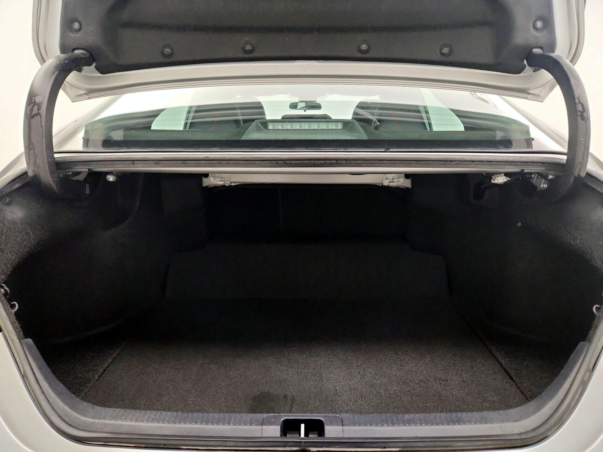 Thumbnail: 2023 Toyota Camry - 20