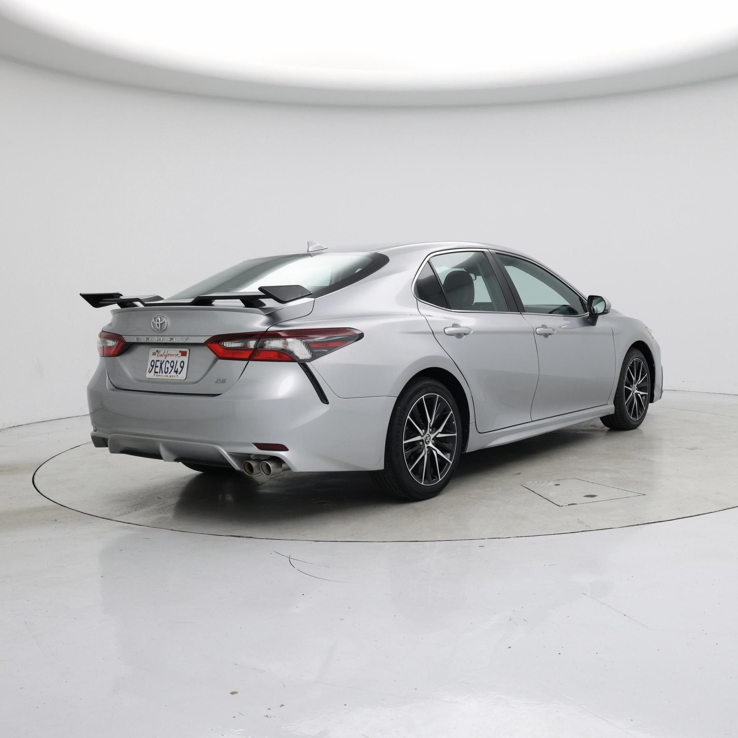 Thumbnail: 2023 Toyota Camry - 8