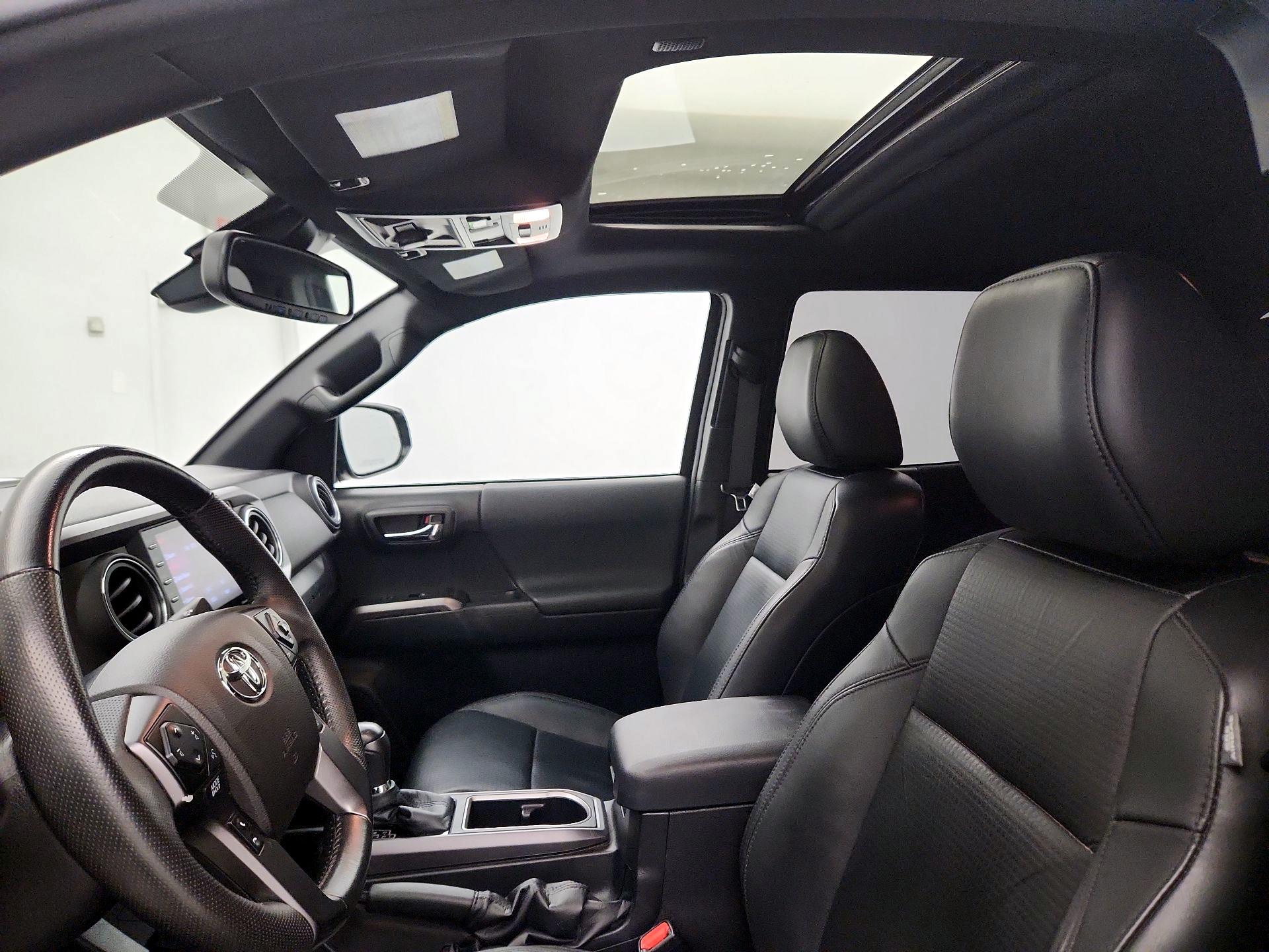 Thumbnail: 2021 Toyota Tacoma - 19