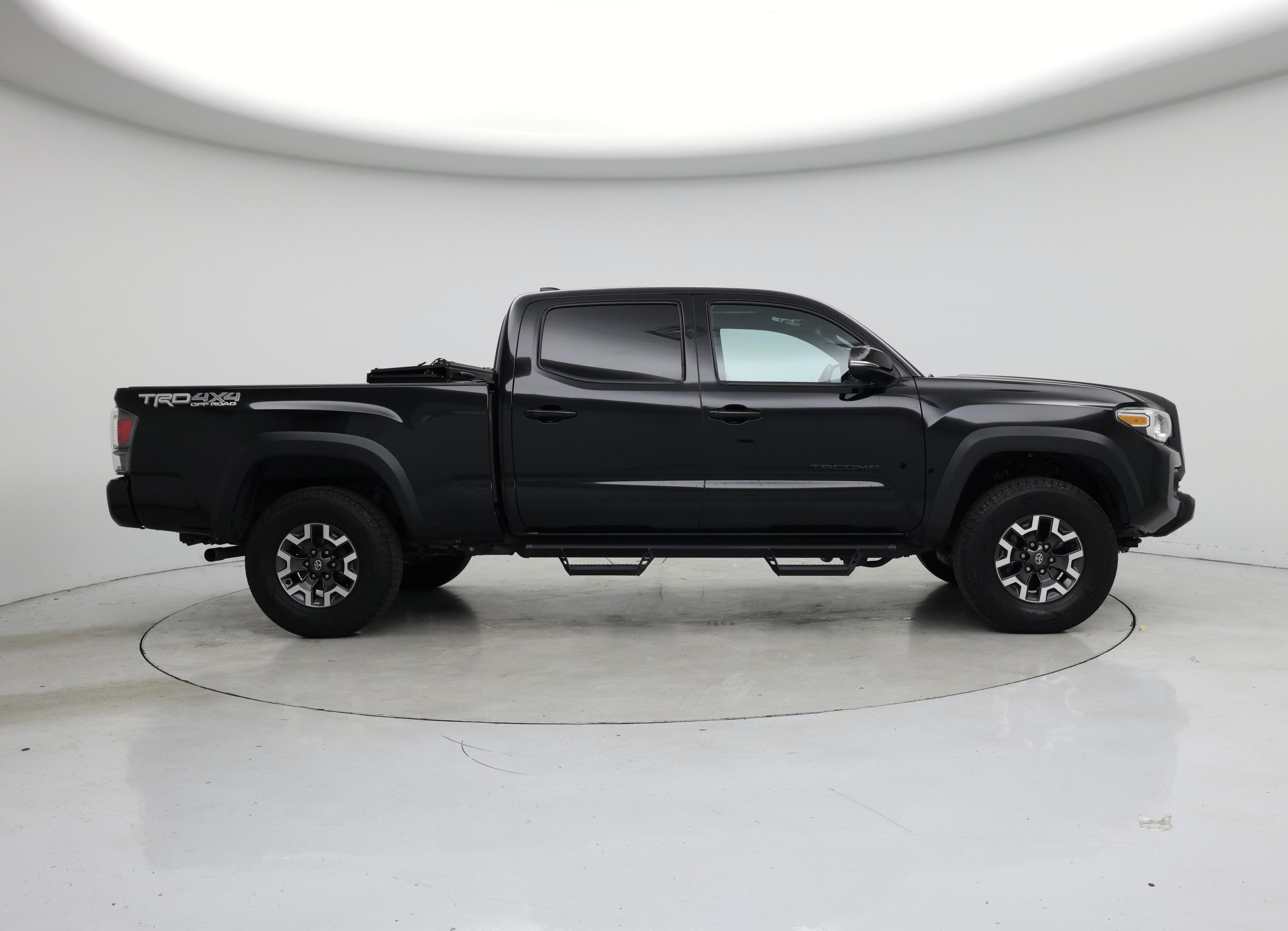 Thumbnail: 2021 Toyota Tacoma - 7