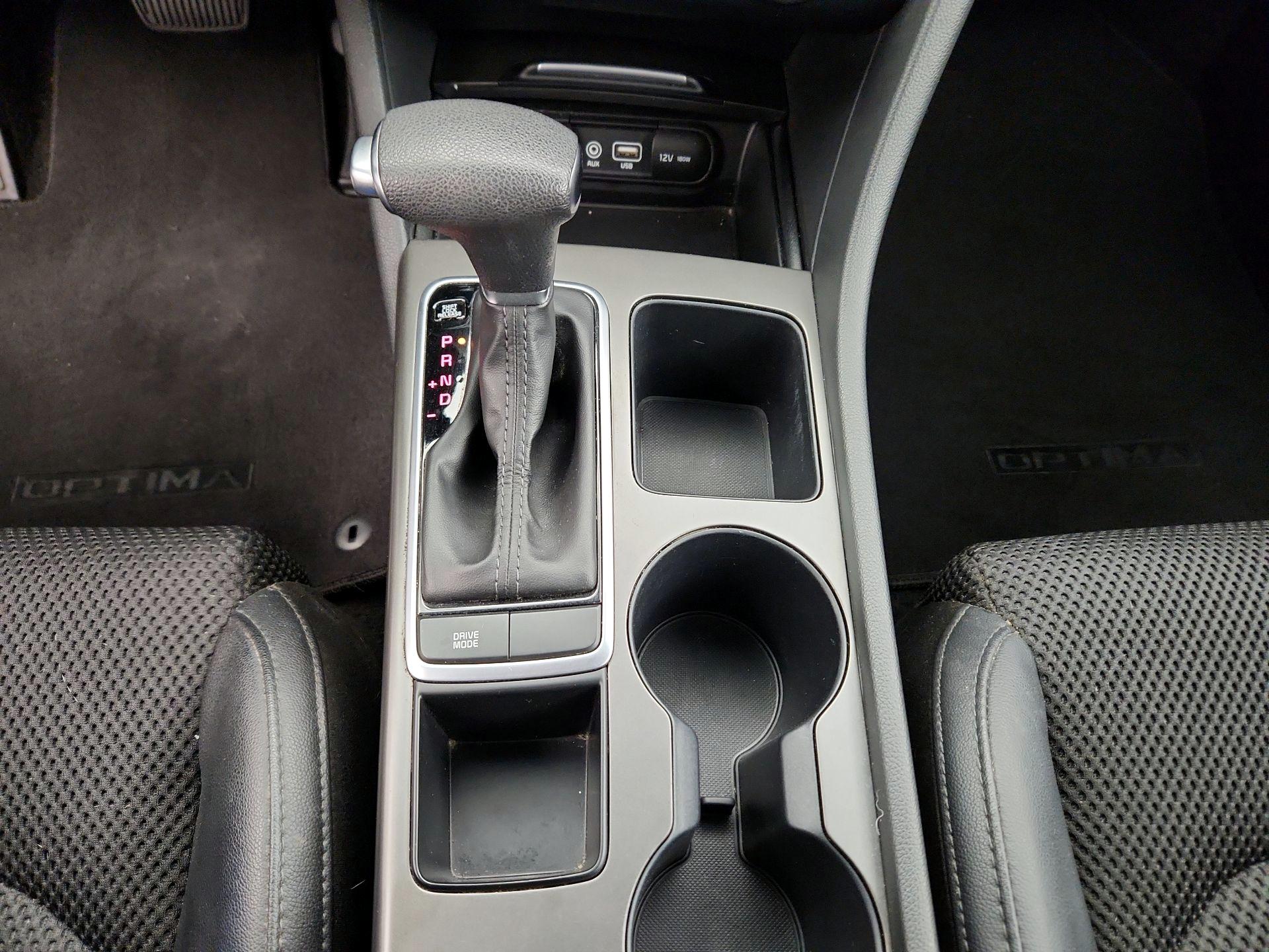 Thumbnail: 2019 Kia Optima - 17