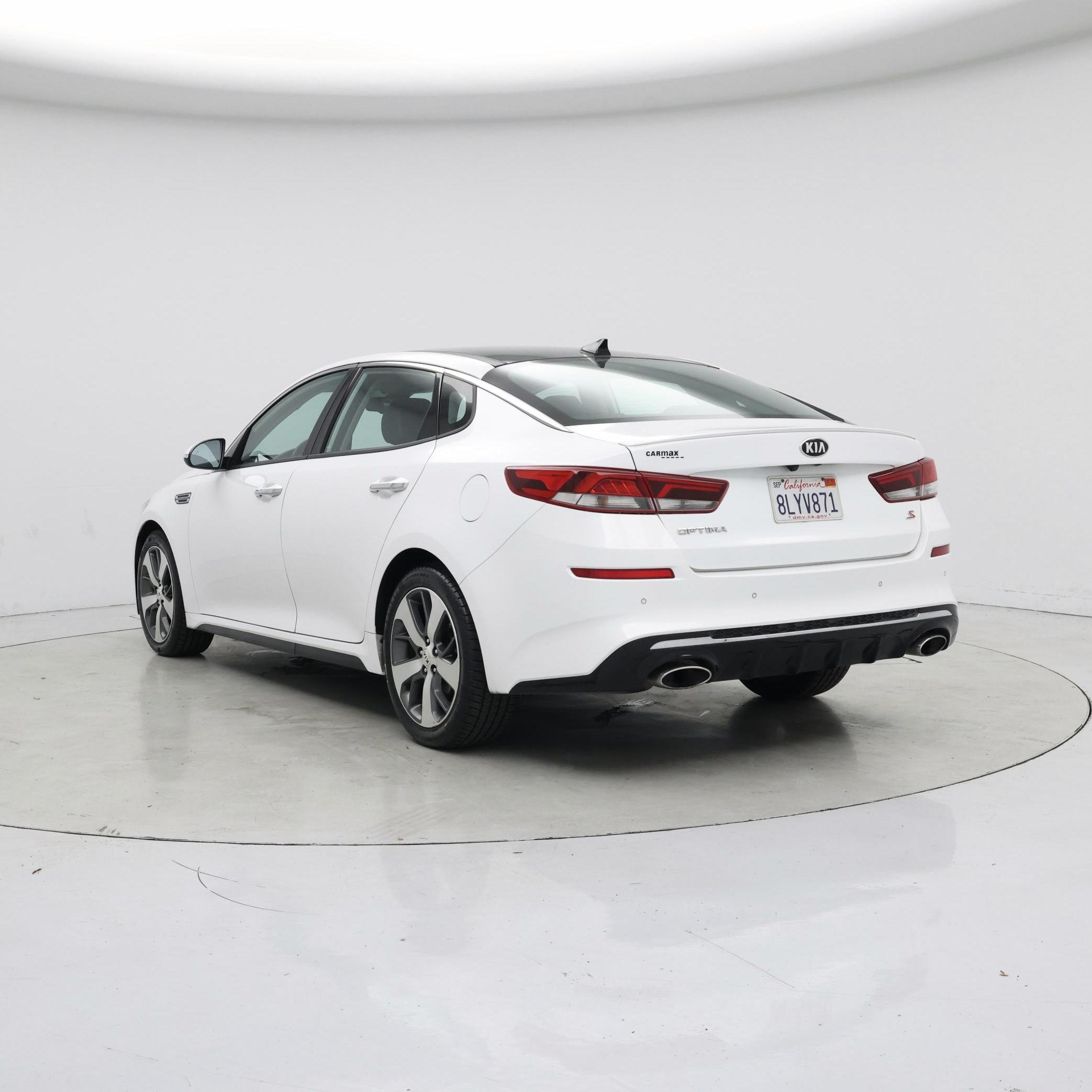 Thumbnail: 2019 Kia Optima - 2