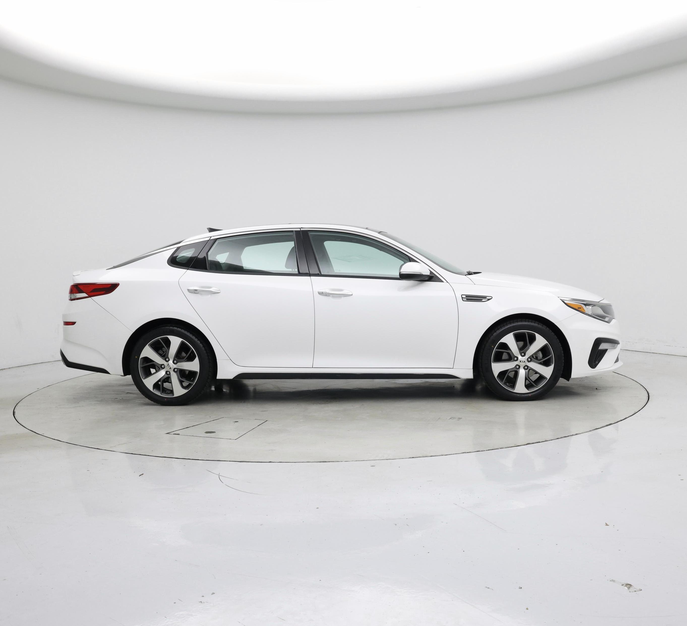 Thumbnail: 2019 Kia Optima - 7