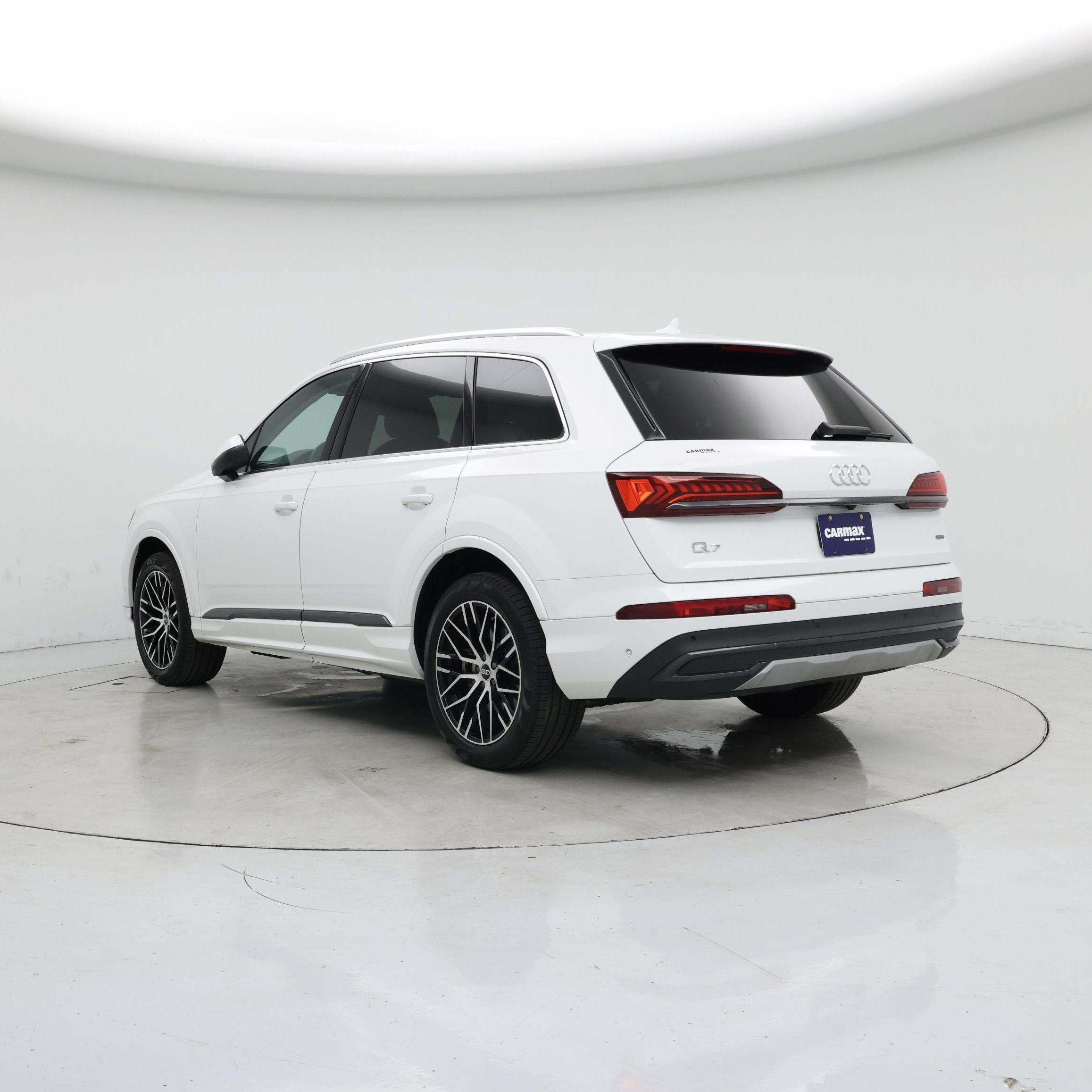 Thumbnail: 2022 Audi Q7 - 2