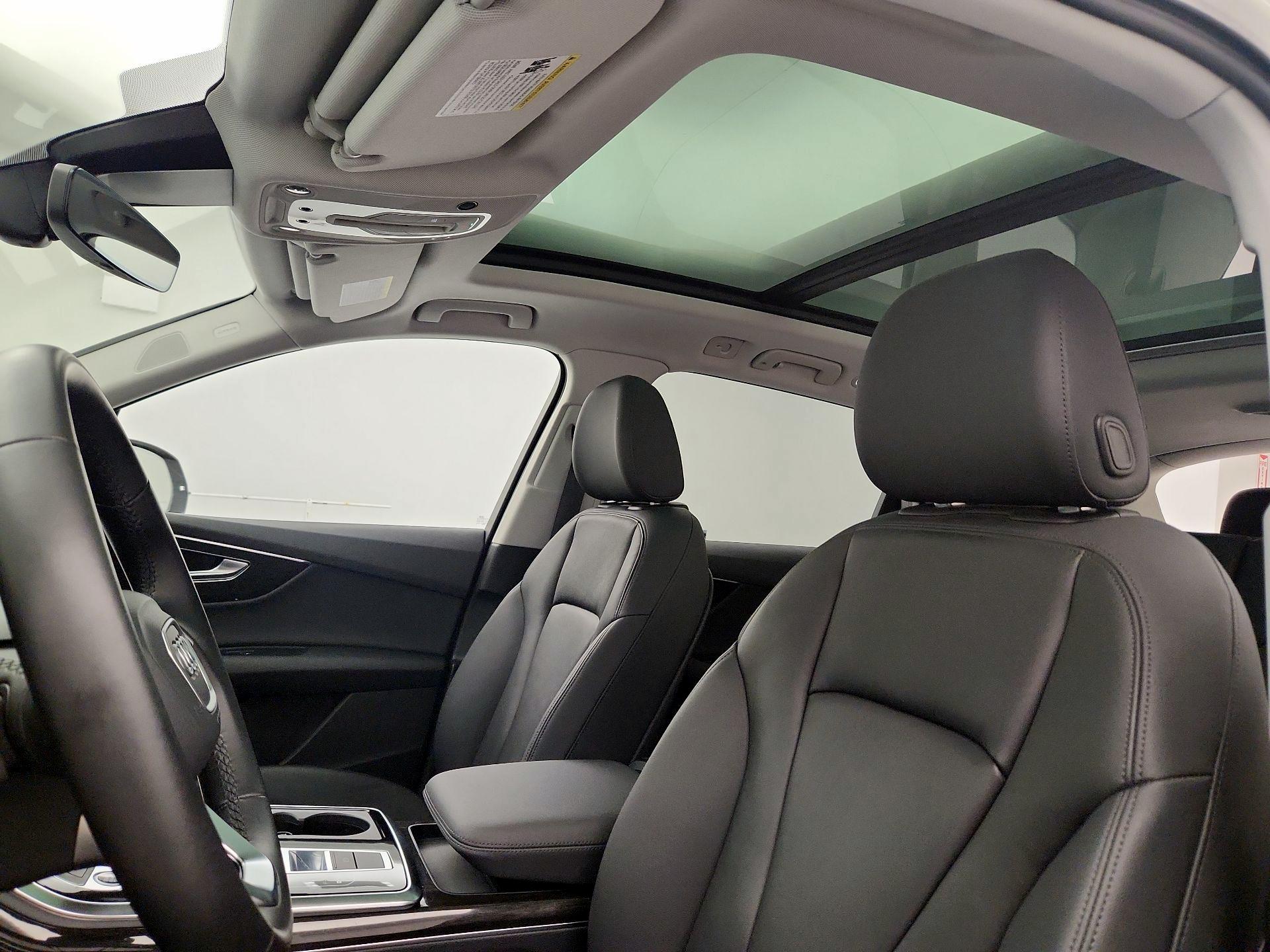 Thumbnail: 2022 Audi Q7 - 20